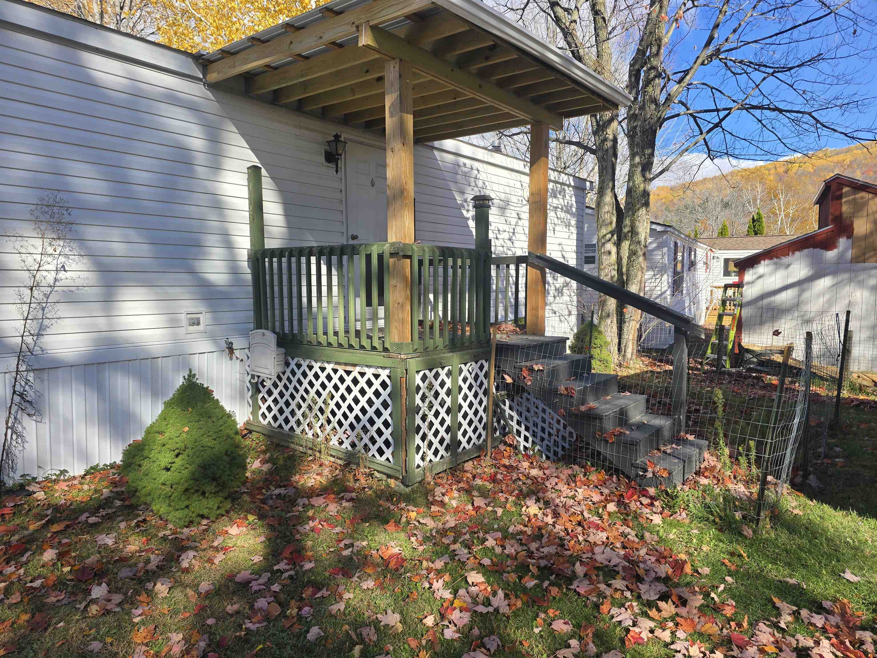 Homes for sale in Gorham, NH | 500 Main St #TRLR 4, Gorham, NH 03581 | MLS# 5067046