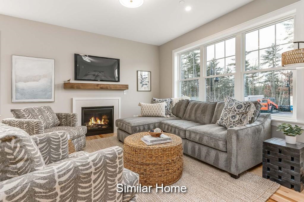 Unit 13 Summerwind Pl, Greenland, NH 03840