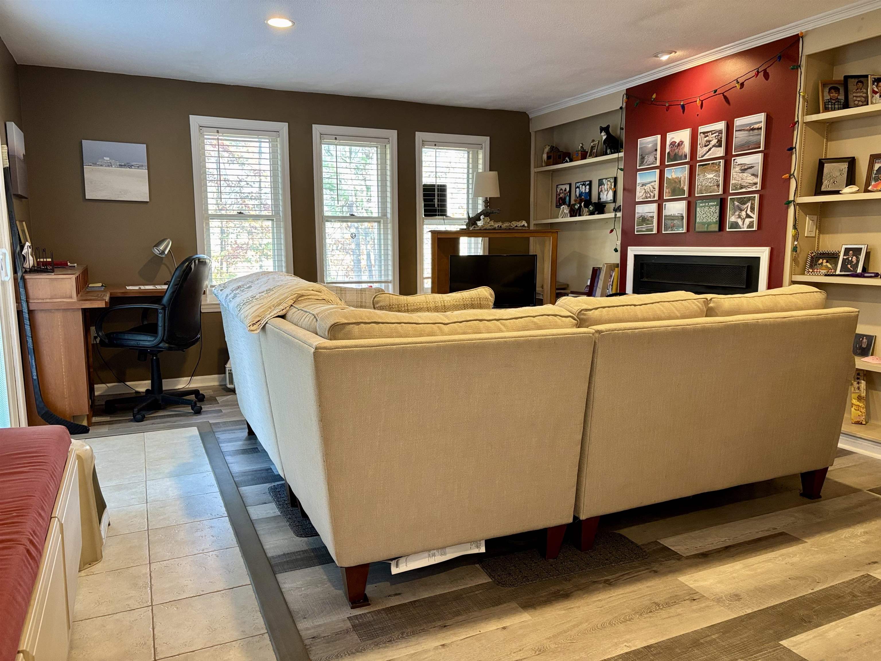 Homes for sale in Londonderry, NH | 47 Winding Pond Rd #47, Londonderry, NH 03053 | MLS# 5067126