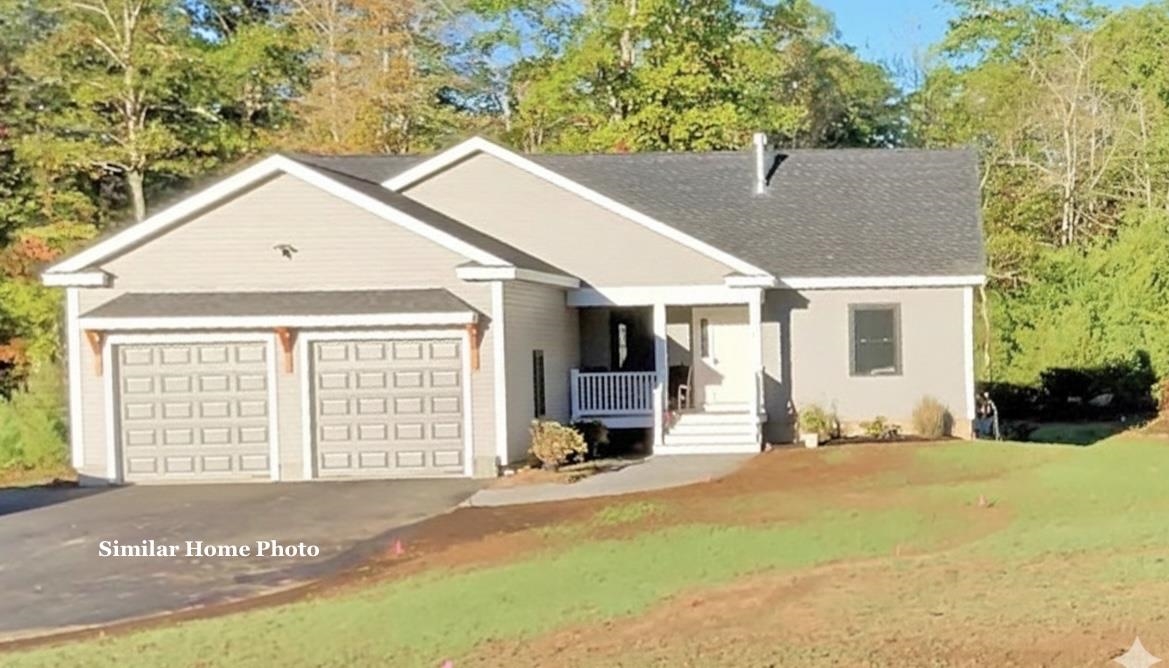 871 Salmon Falls Rd, Rochester, NH 03839