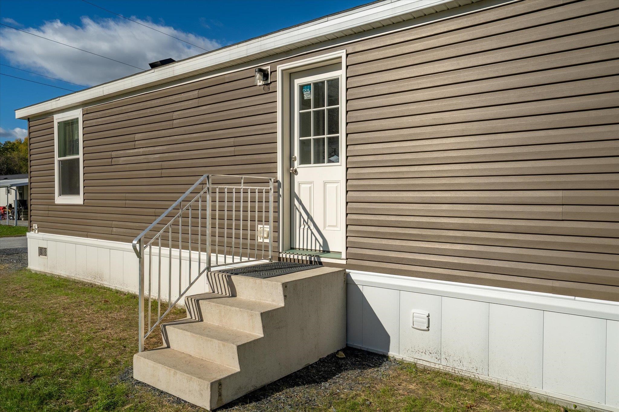 Homes for sale in Berlin, VT | 59 Crossing Manor Dr, Berlin, VT 05602 | MLS# 5067201