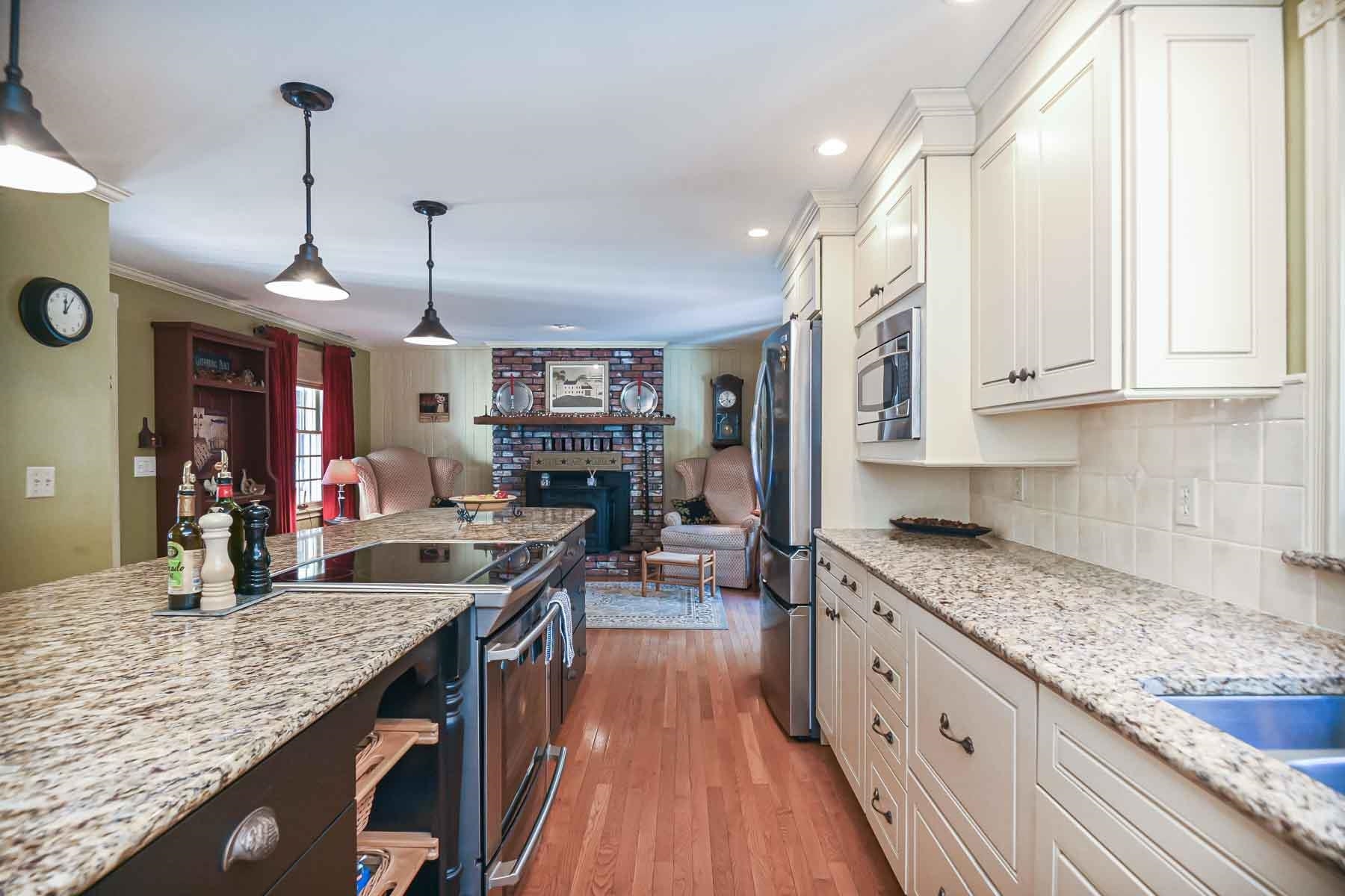 Homes for sale in East Kingston, NH | 142 Haverhill Rd, East Kingston, NH 03827 | MLS# 5067205