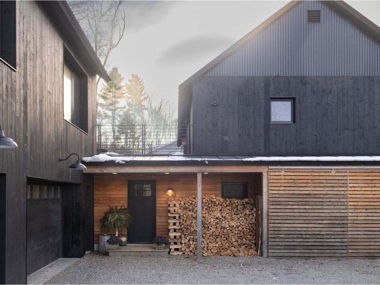 Homes for sale in Richmond, VT | 60 Wolf Ln, Richmond, VT 05477 | MLS# 5067243