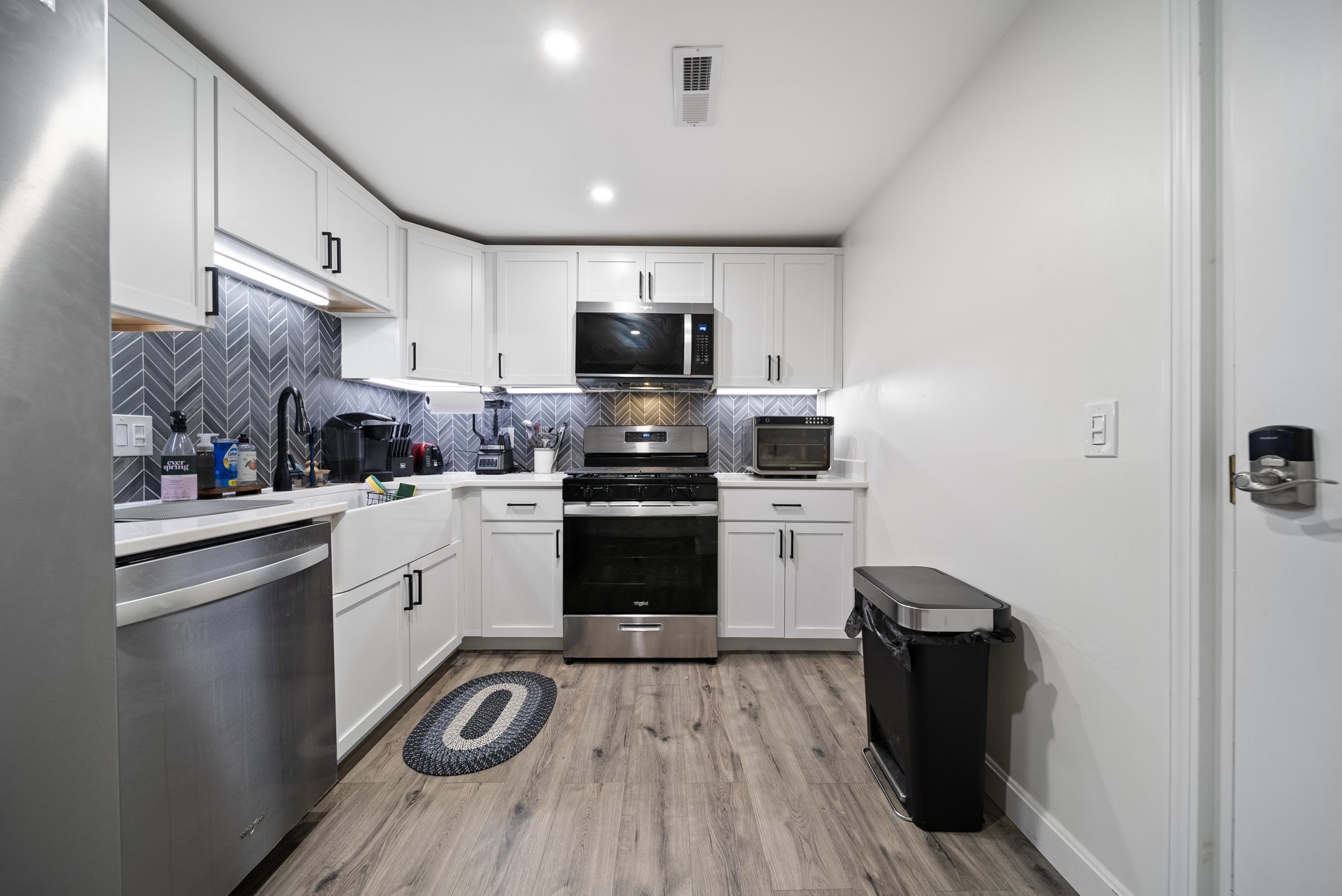 Homes for sale in Nashua, NH | 85 Bluestone Dr, Nashua, NH 03060 | MLS# 5067246