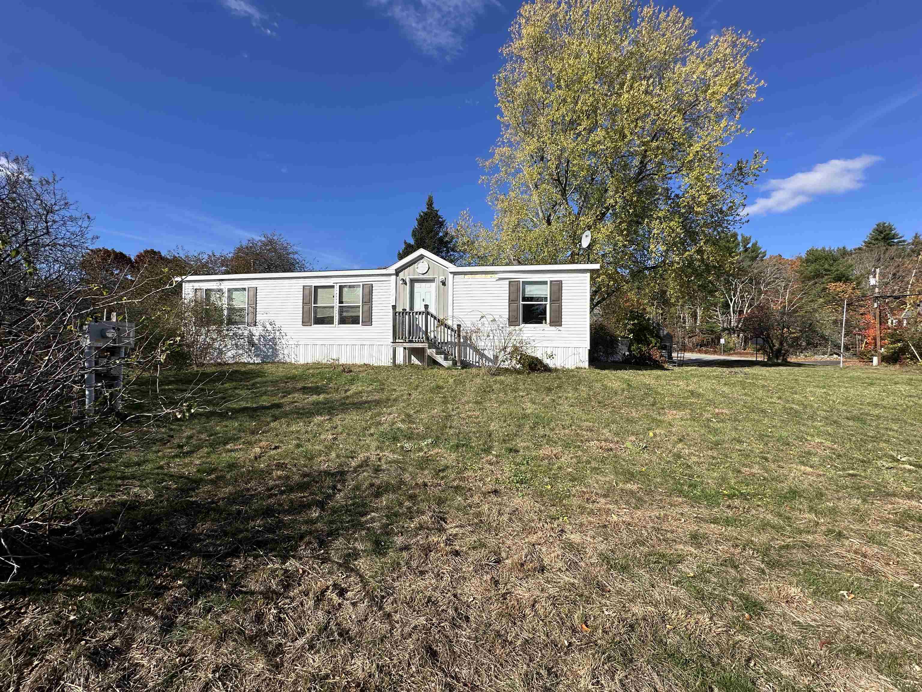 Homes for sale in Newmarket, NH | 1 Lee Hook Rd, Newmarket, NH 03857 | MLS# 5067257