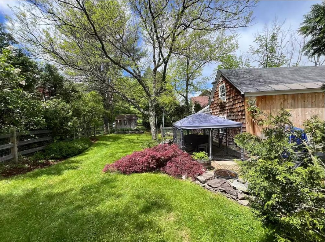 Homes for sale in Londonderry, VT | 2418 Vermont Route 11, Londonderry, VT 05148 | MLS# 5067264