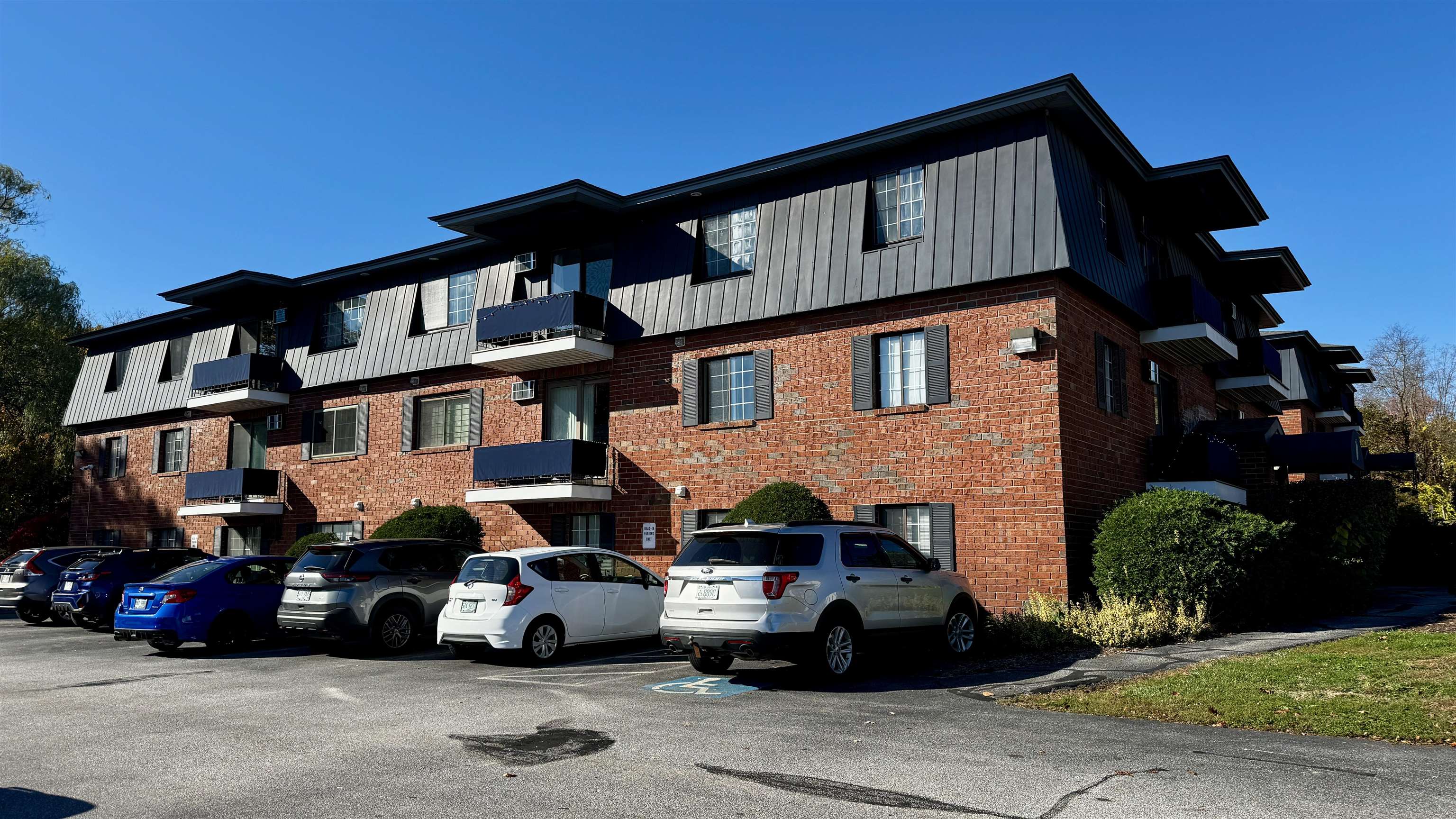 MANCHESTER NH Condos for sale