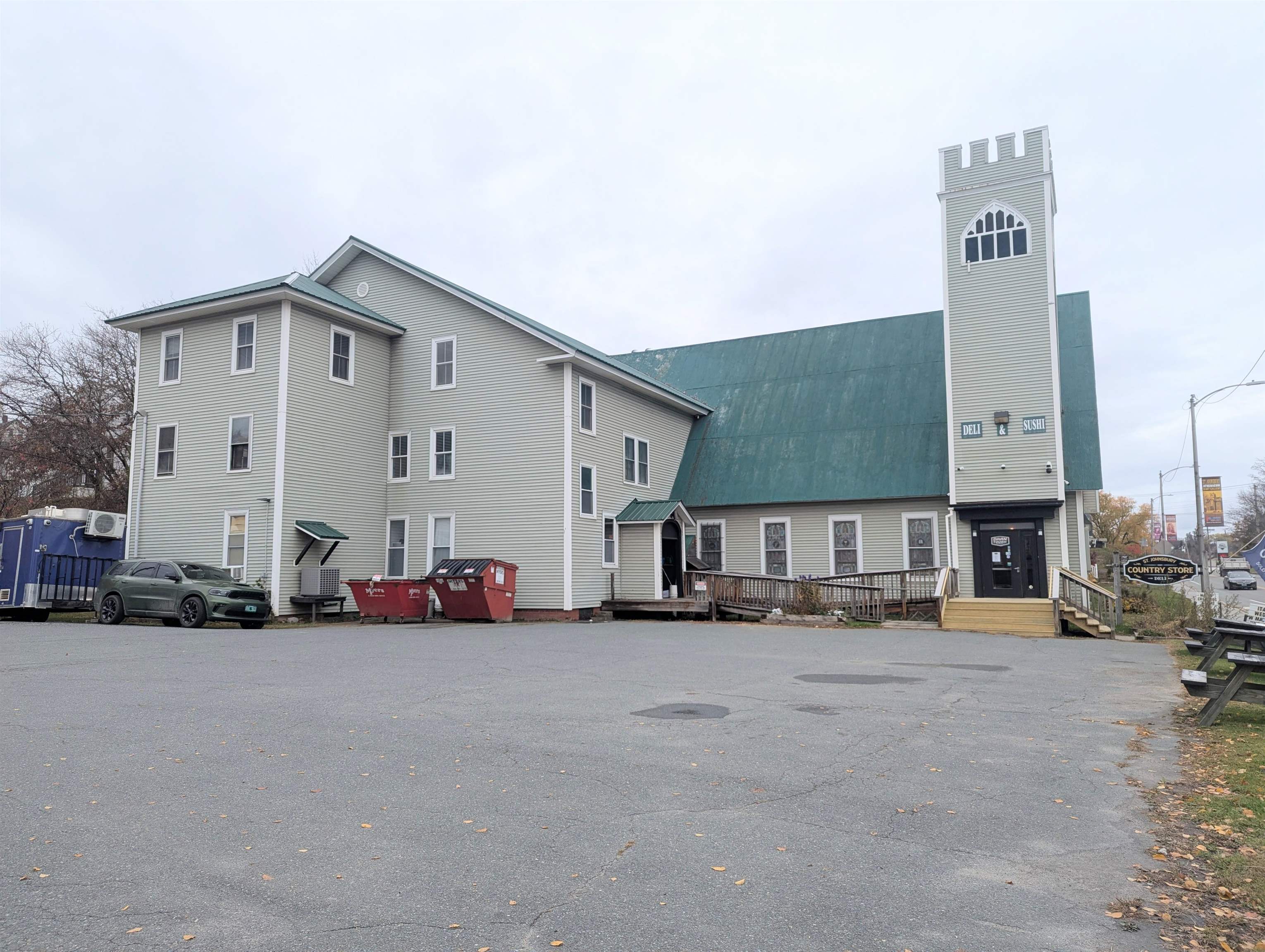 Homes for sale in St. Johnsbury, VT | 537 Railroad St, St. Johnsbury, VT 05819 | MLS# 5067317