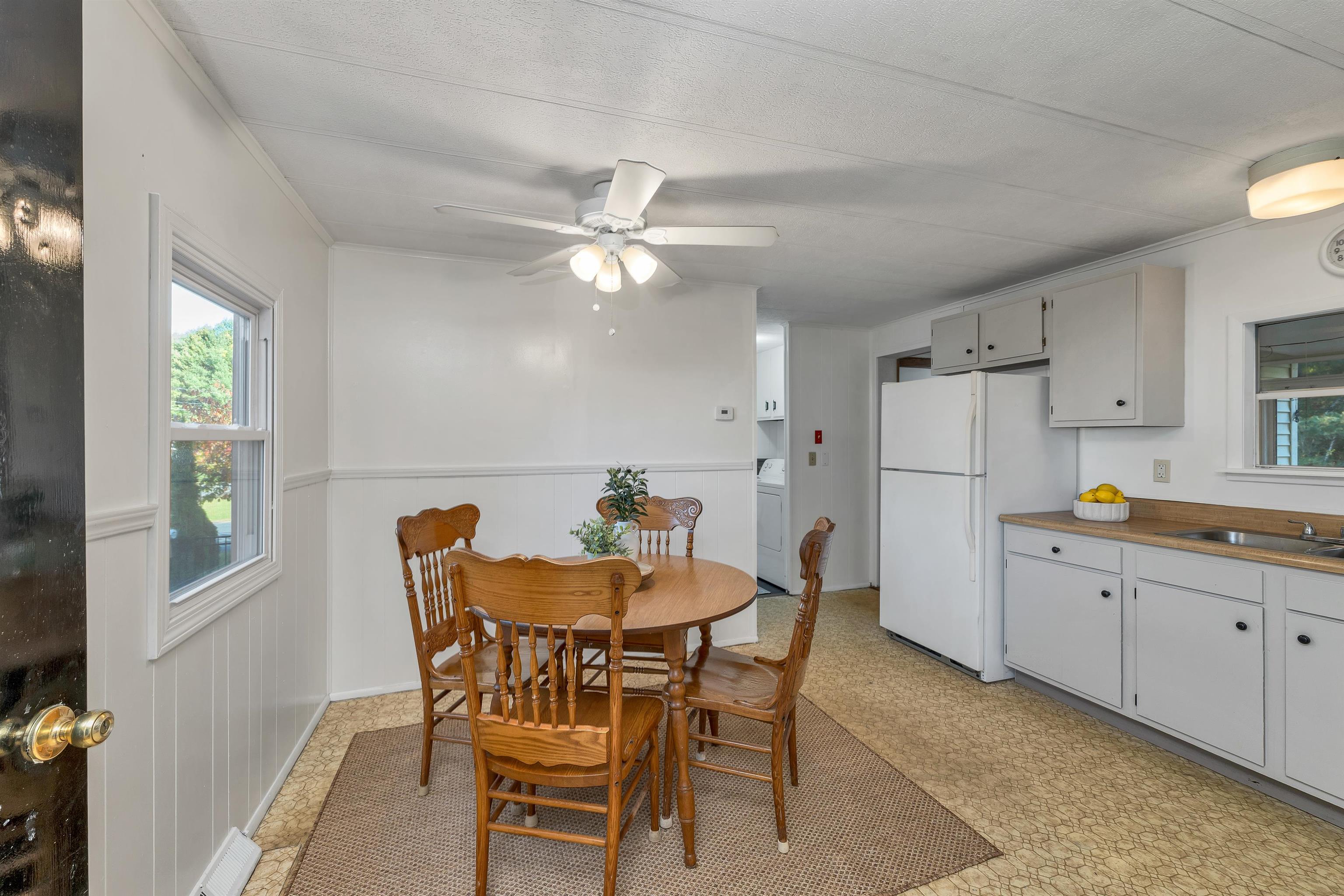 Homes for sale in Seabrook, NH | 28 Brooks Road Ext, Seabrook, NH 03874 | MLS# 5067326