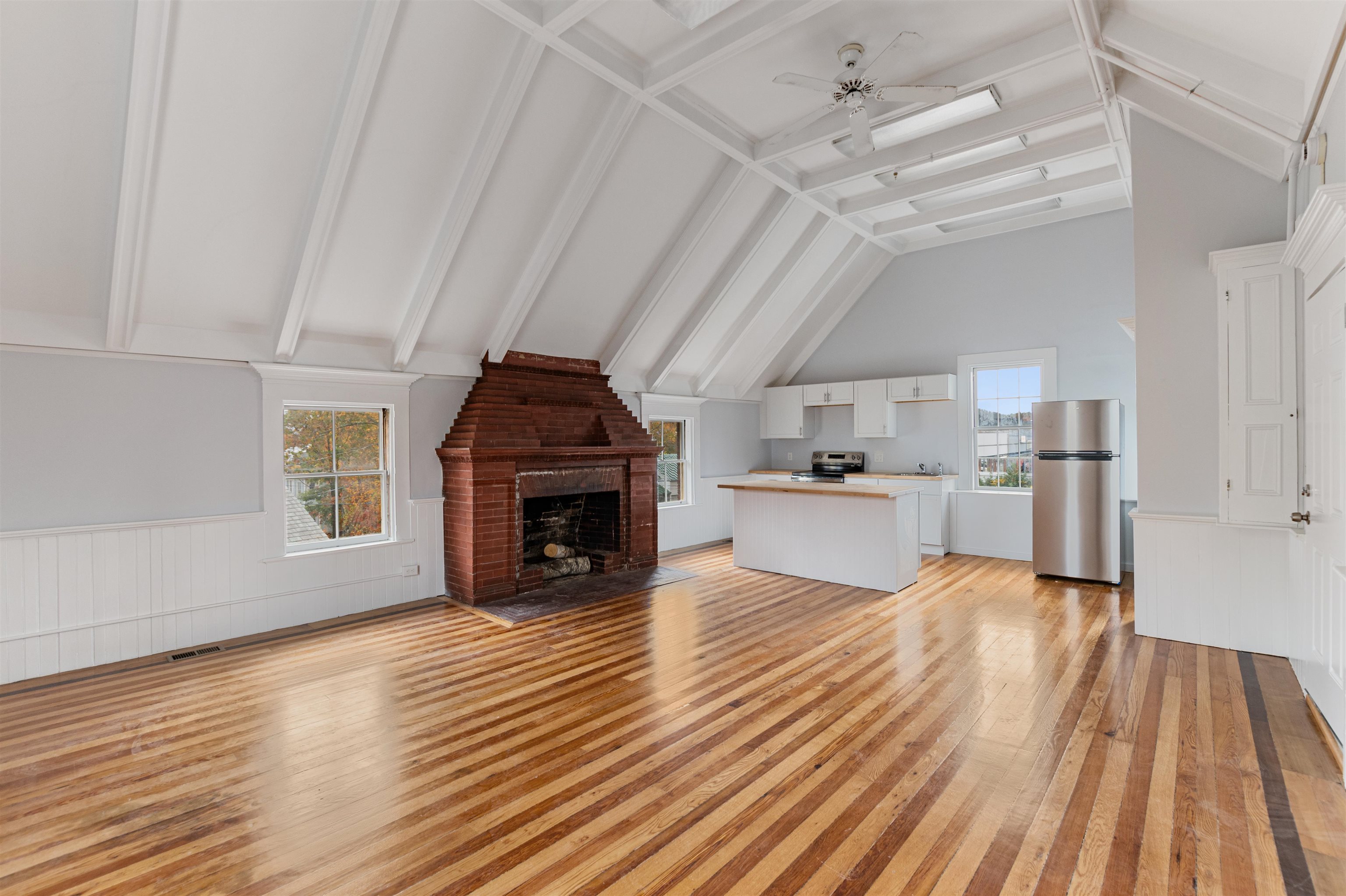 CLAREMONT NH Claremont_NH for sale $Apartment For Lease: $1,250