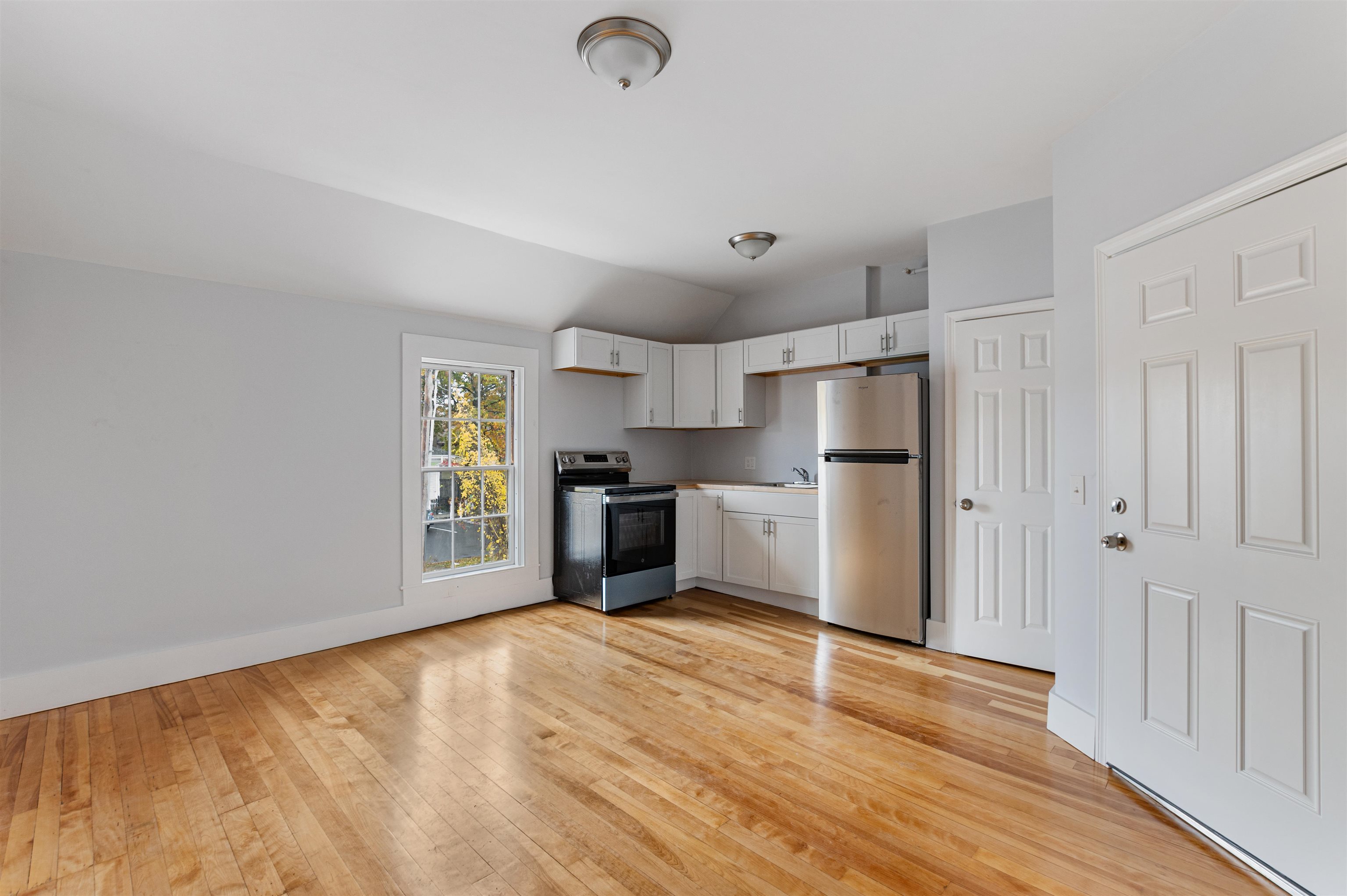 CLAREMONT NH Claremont_NH for sale $Apartment For Lease: $1,300