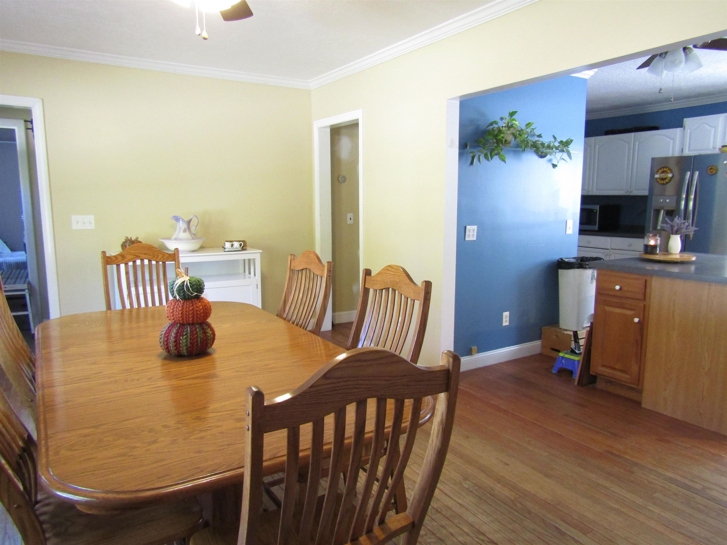 21 Lake Ave, Franklin, NH 03235