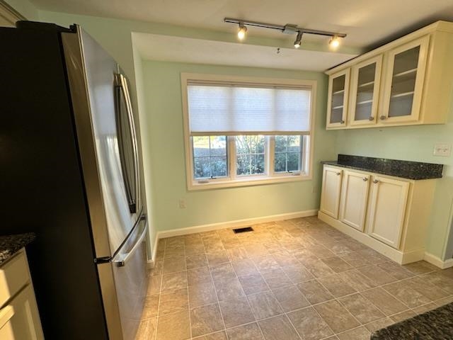 Homes for sale in Peterborough, NH | 18 Colonial Sq #18, Peterborough, NH 03458 | MLS# 5067361