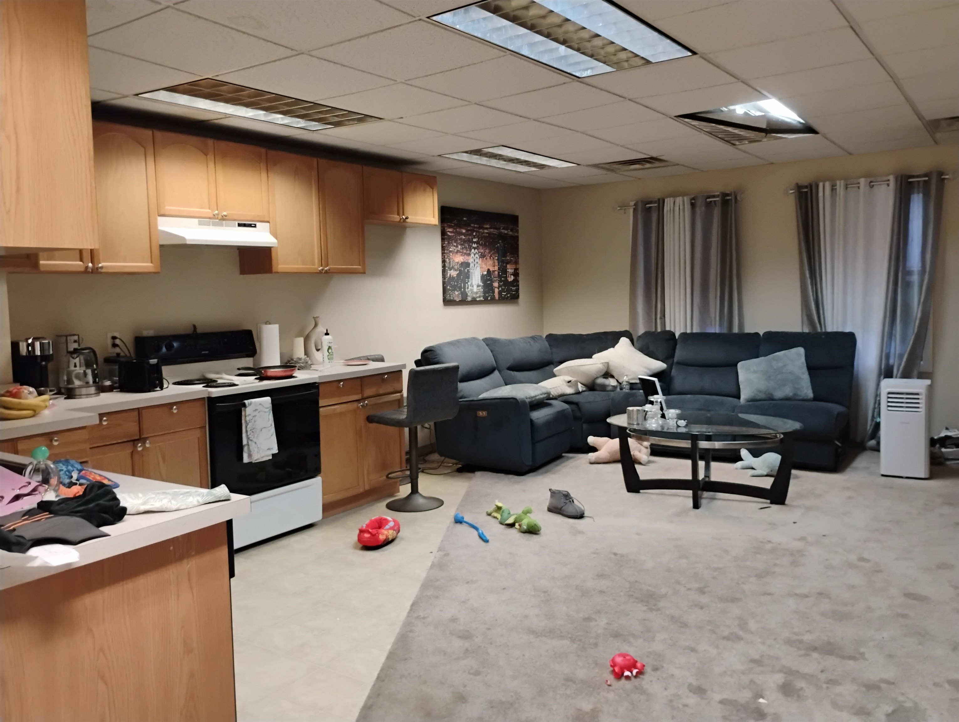 Homes for sale in Manchester, NH | 362 Amherst St, Manchester, NH 03104 | MLS# 5067363