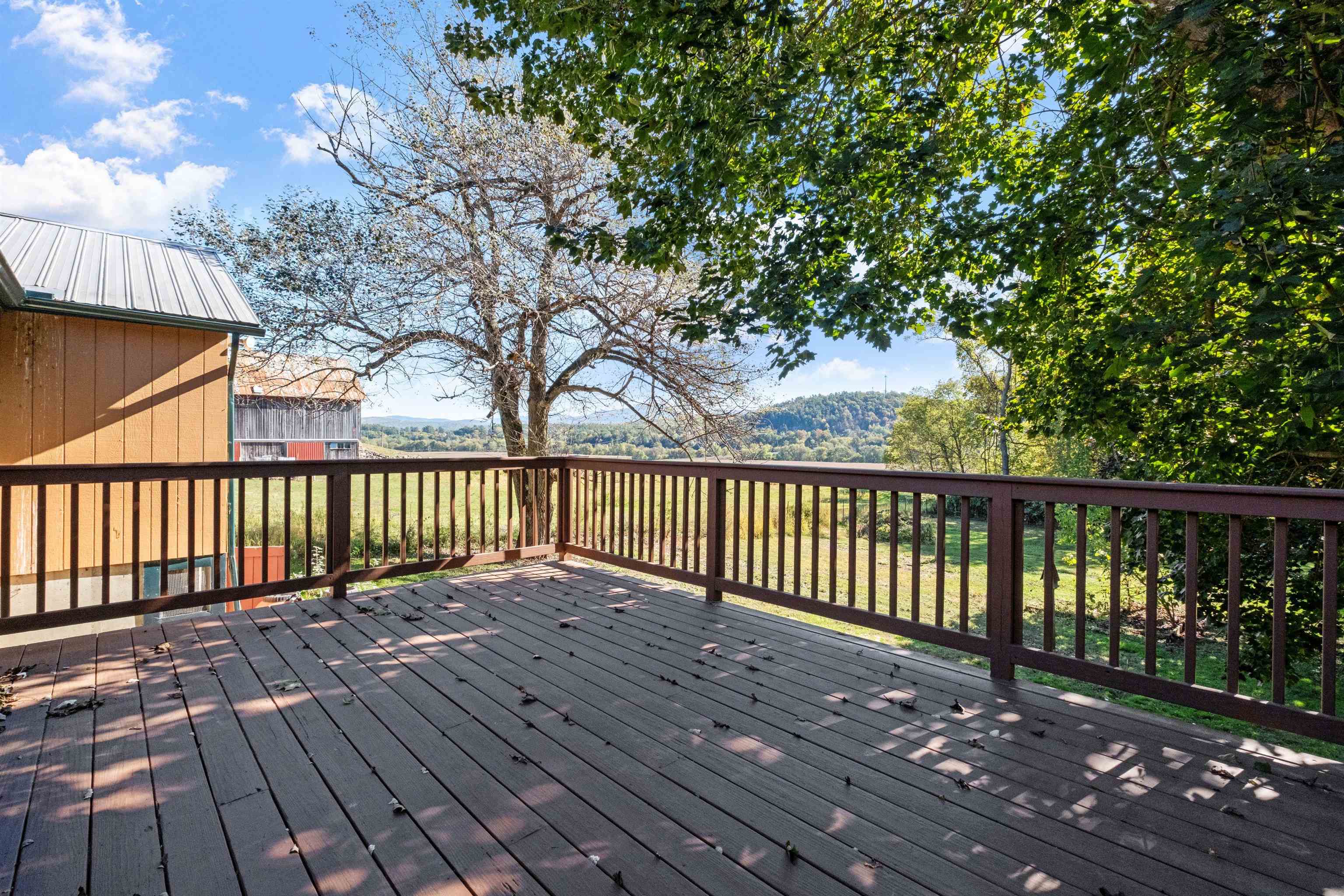 Homes for sale in Newbury, VT | 5887 Vt Route 5 S, Newbury, VT 05051 | MLS# 5067379