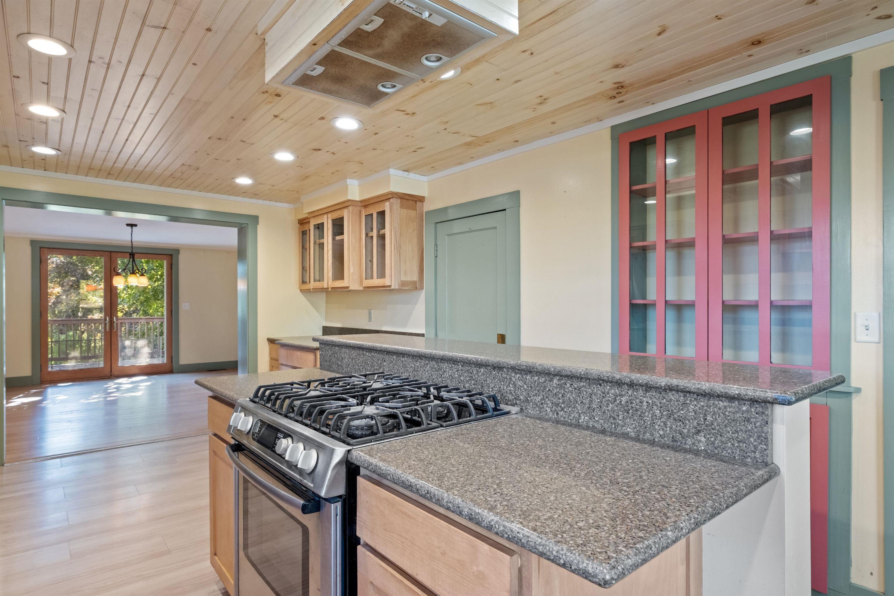 Homes for sale in Newbury, VT | 5887 Vt Route 5 S, Newbury, VT 05051 | MLS# 5067379