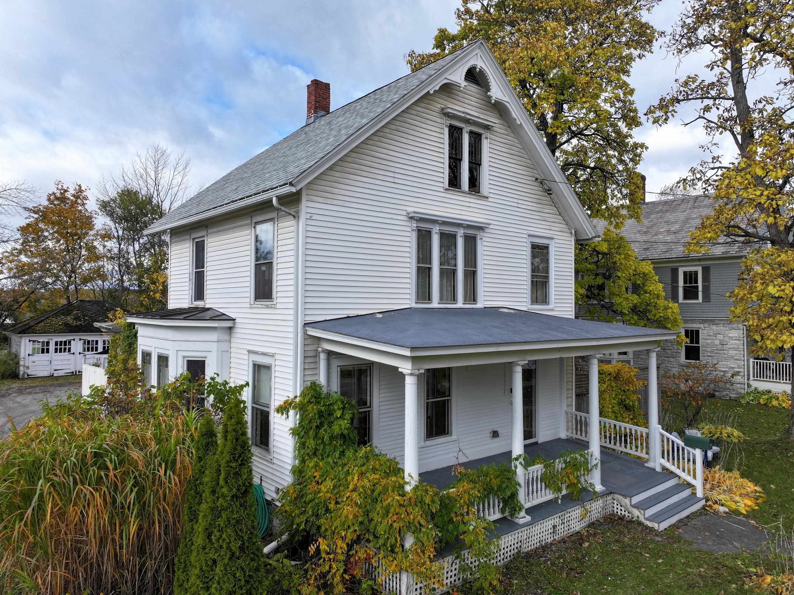 Middlebury VT Home for sale $$410,000 $248 per sq.ft.