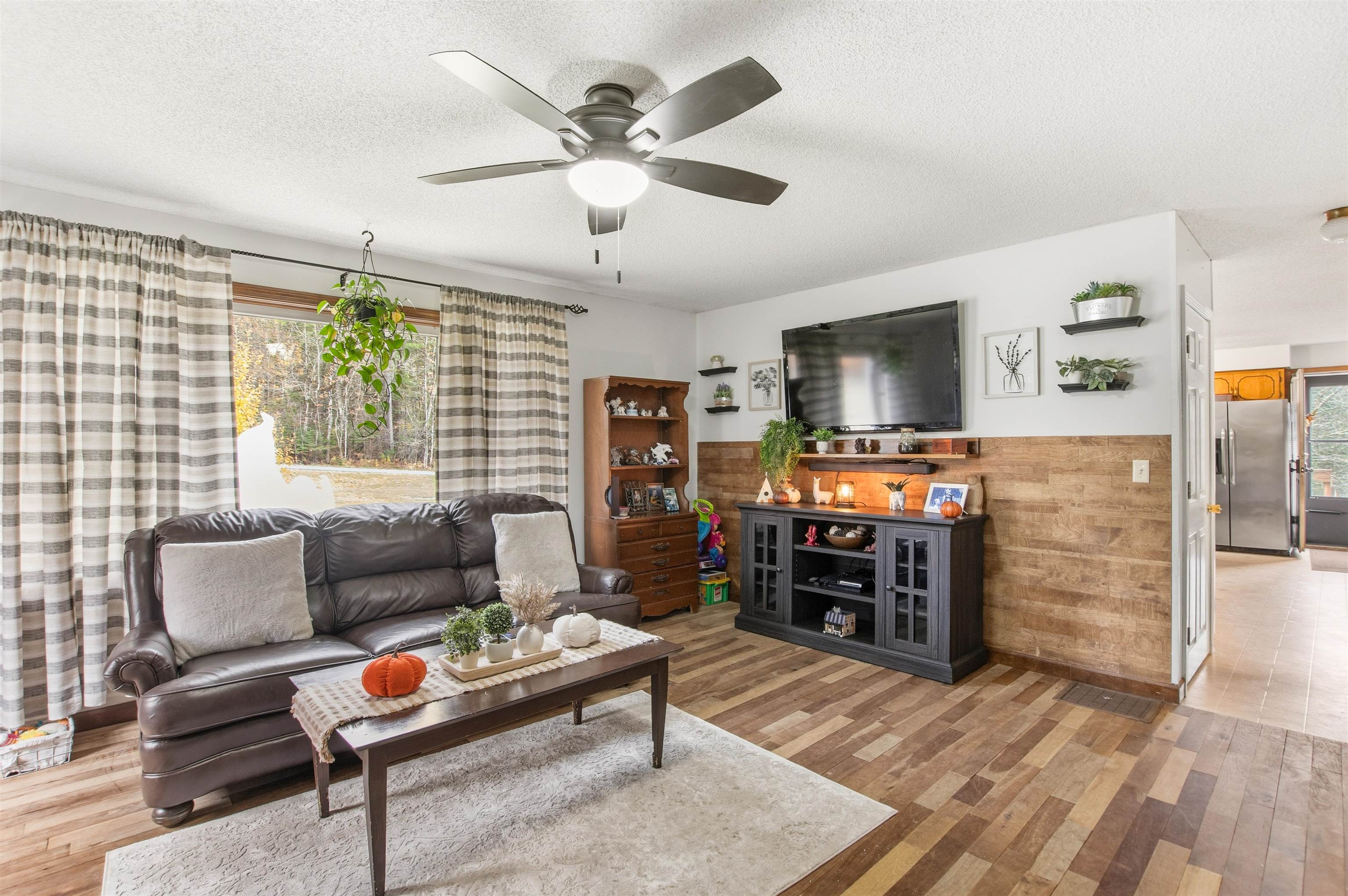 Homes for sale in Derby, VT | 2016 Hinman Settler Rd, Derby, VT 05829 | MLS# 5067471