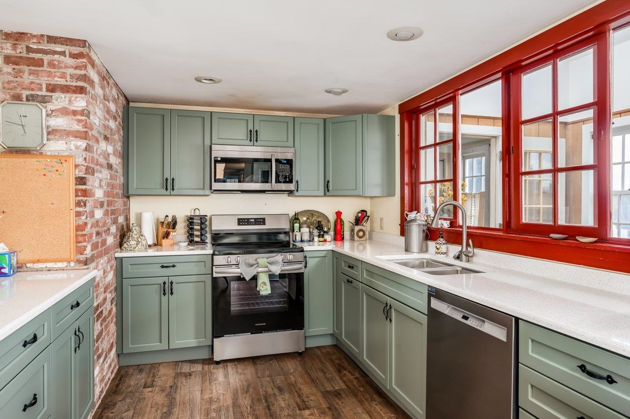 newly renovated country kitchen