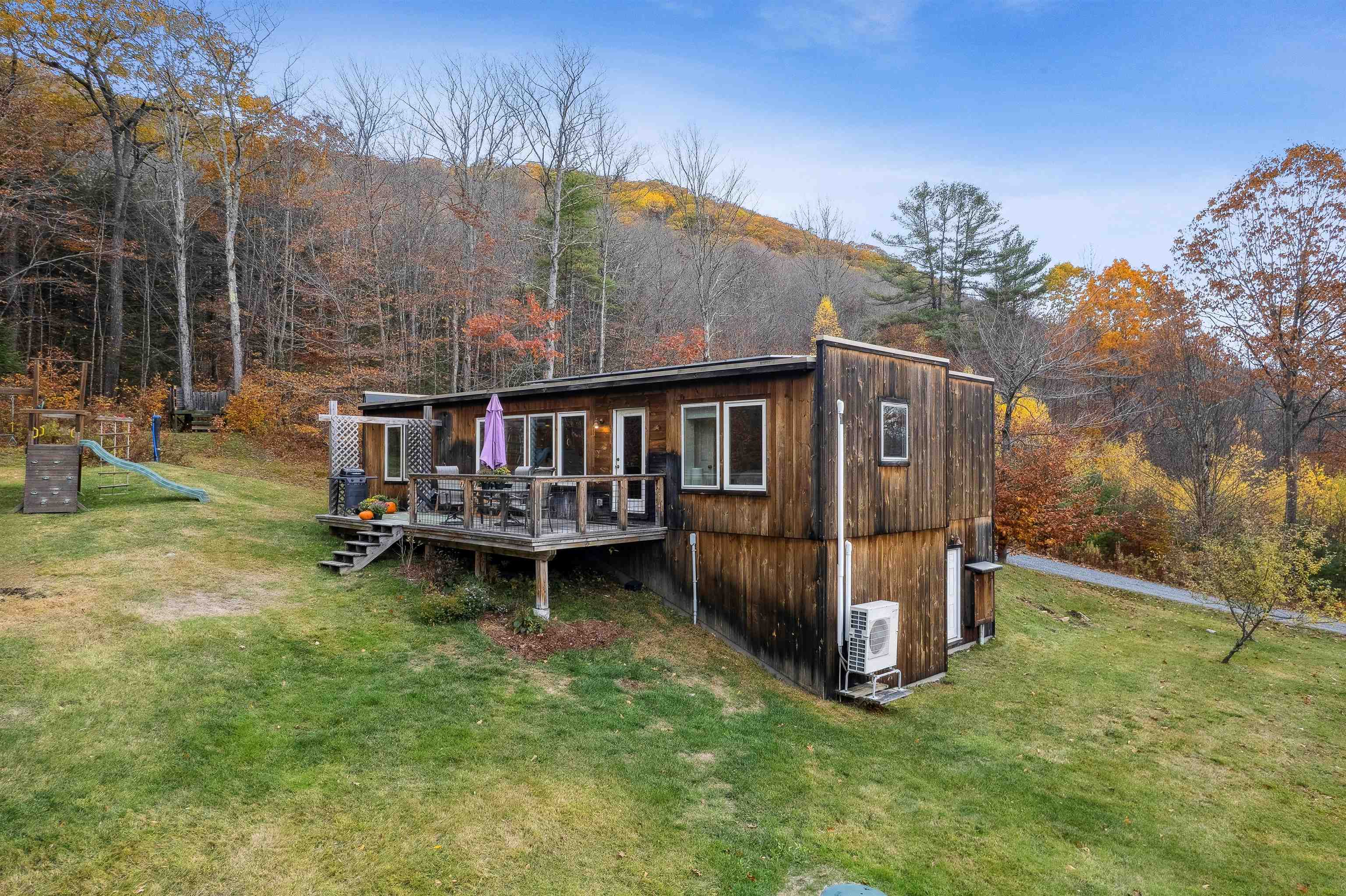 Strafford VT Home for sale $$469,000 $335 per sq.ft.