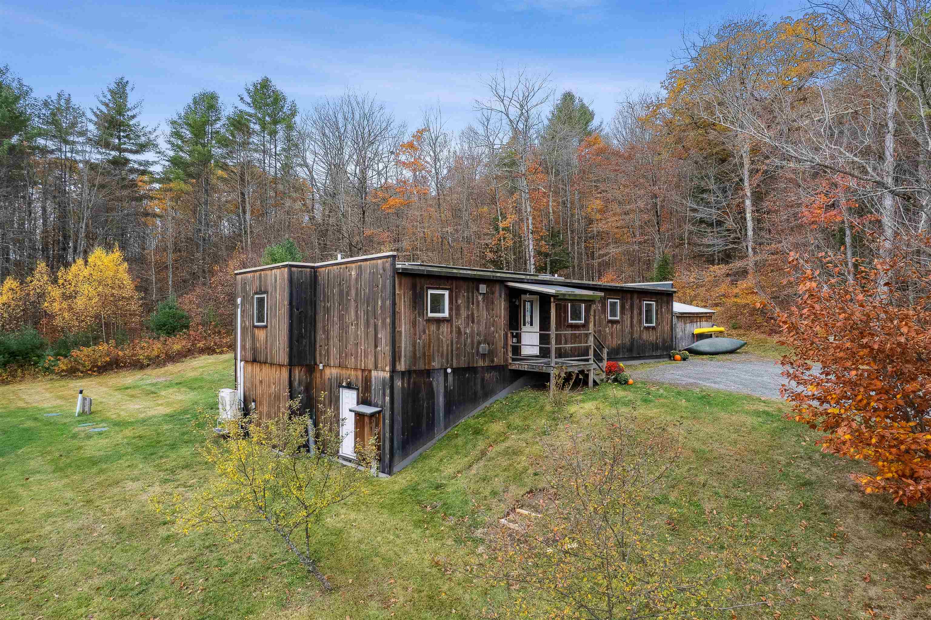 Homes for sale in Strafford, VT | 124 Turnpike Rd, Strafford, VT 05070 | MLS# 5067514