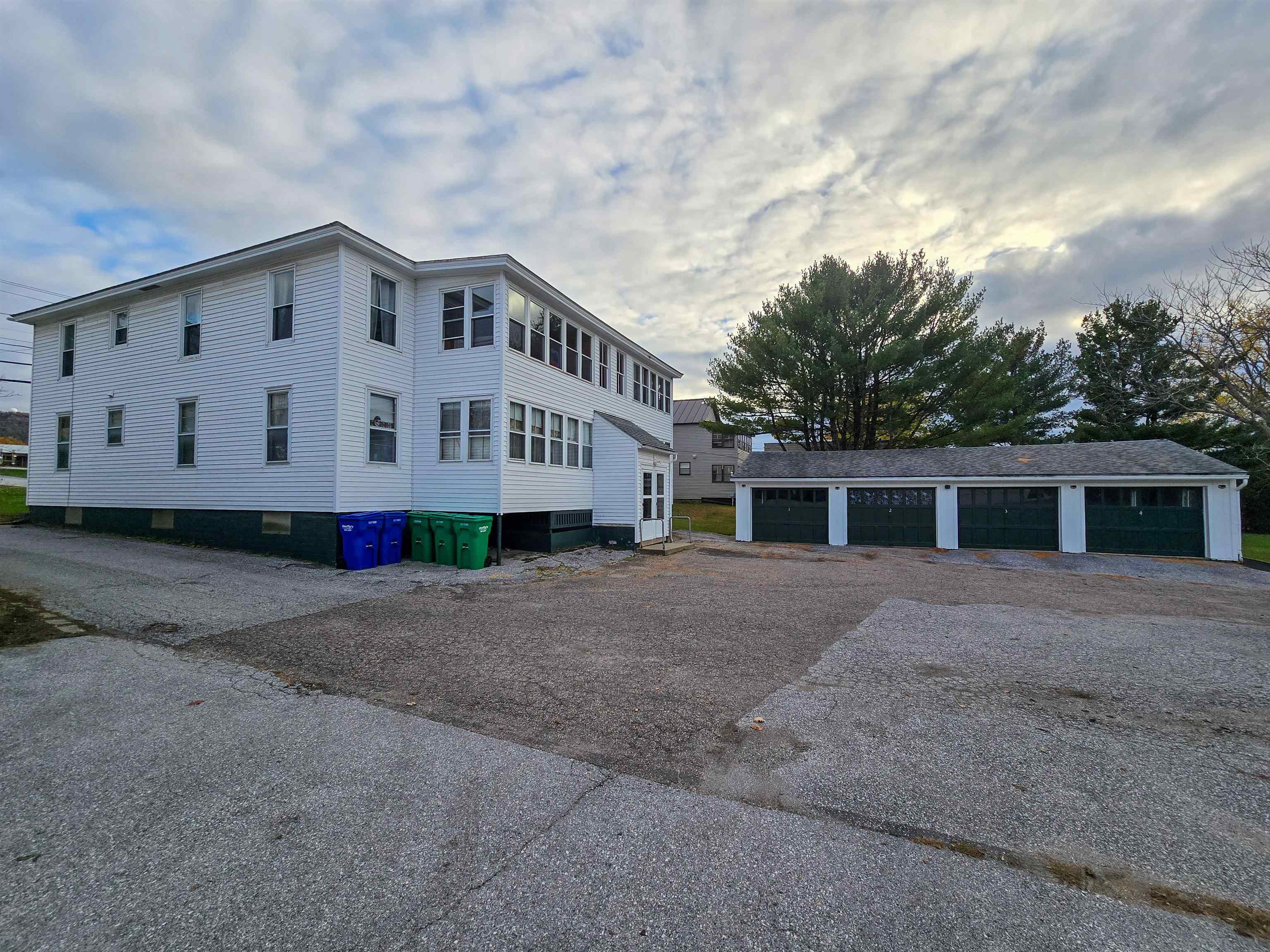 Homes for sale in St. Albans City, VT | 208 South Main St, St. Albans City, VT 05478 | MLS# 5067656