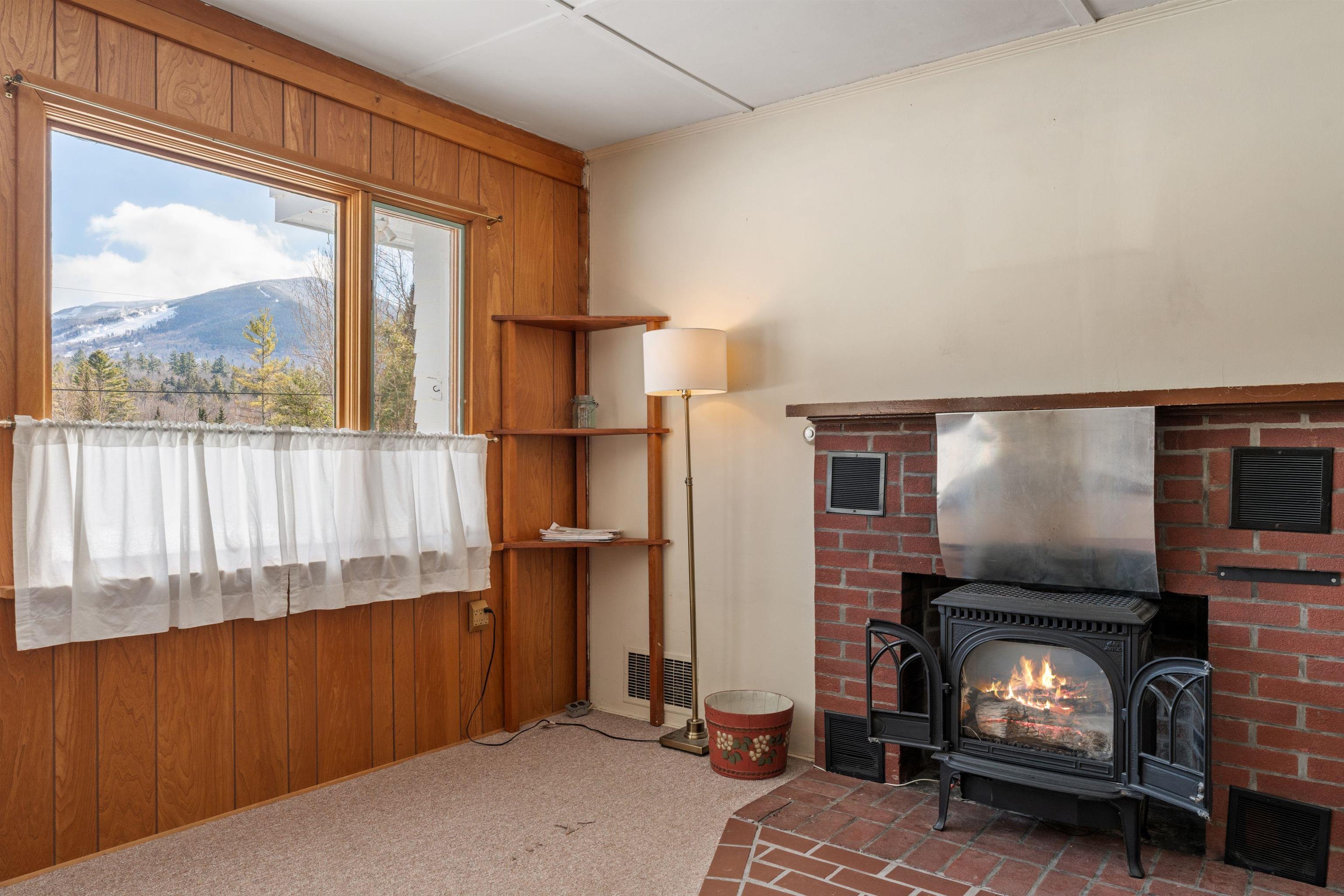 572 Wells Rd, Franconia, NH 03580