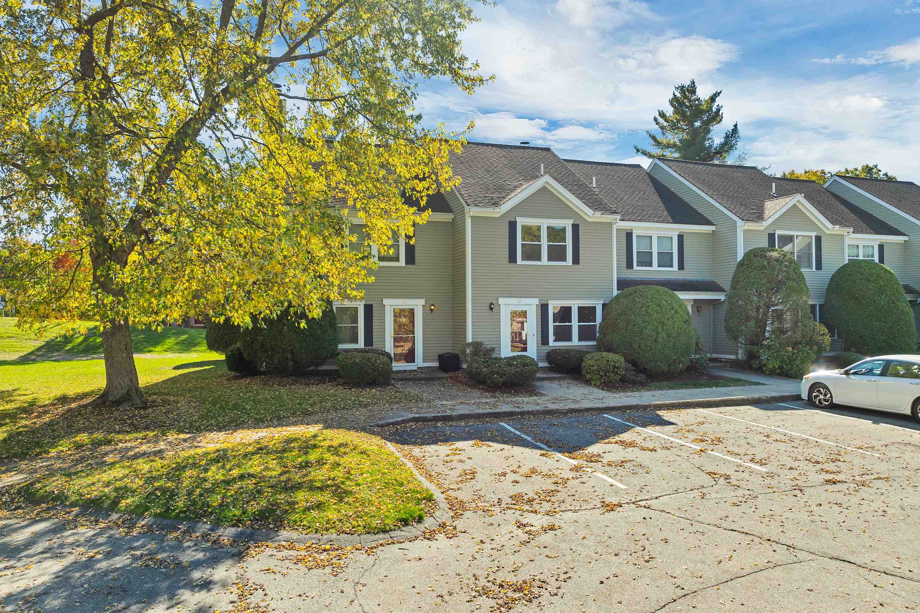 MLS 5067702: 32 Cadogan Way, Nashua NH