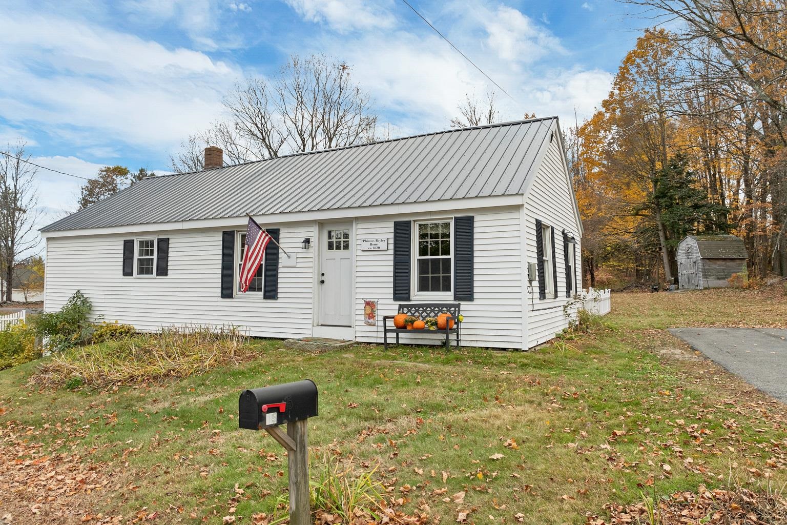Dunbarton NH Home for sale $$387,900 $416 per sq.ft.