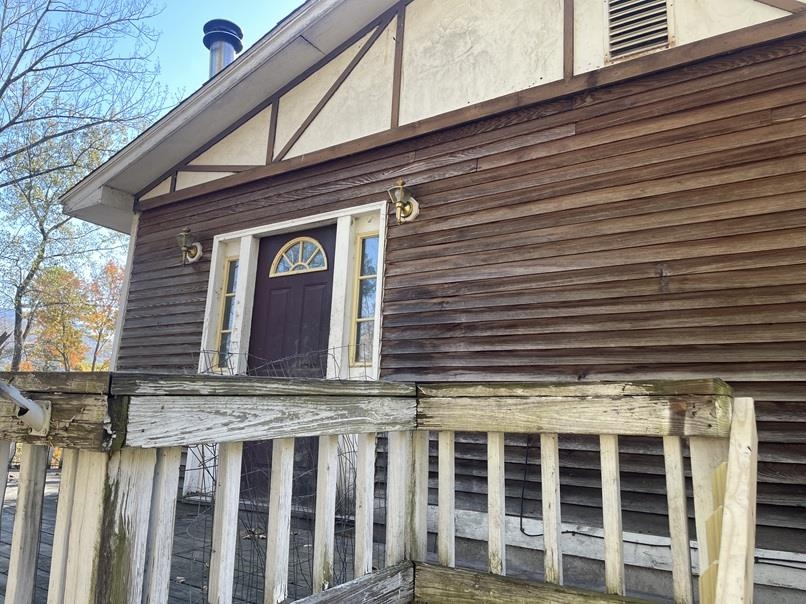 Homes for sale in Pittsford, VT | 71 Simpson Ln, Pittsford, VT 05733 | MLS# 5067786