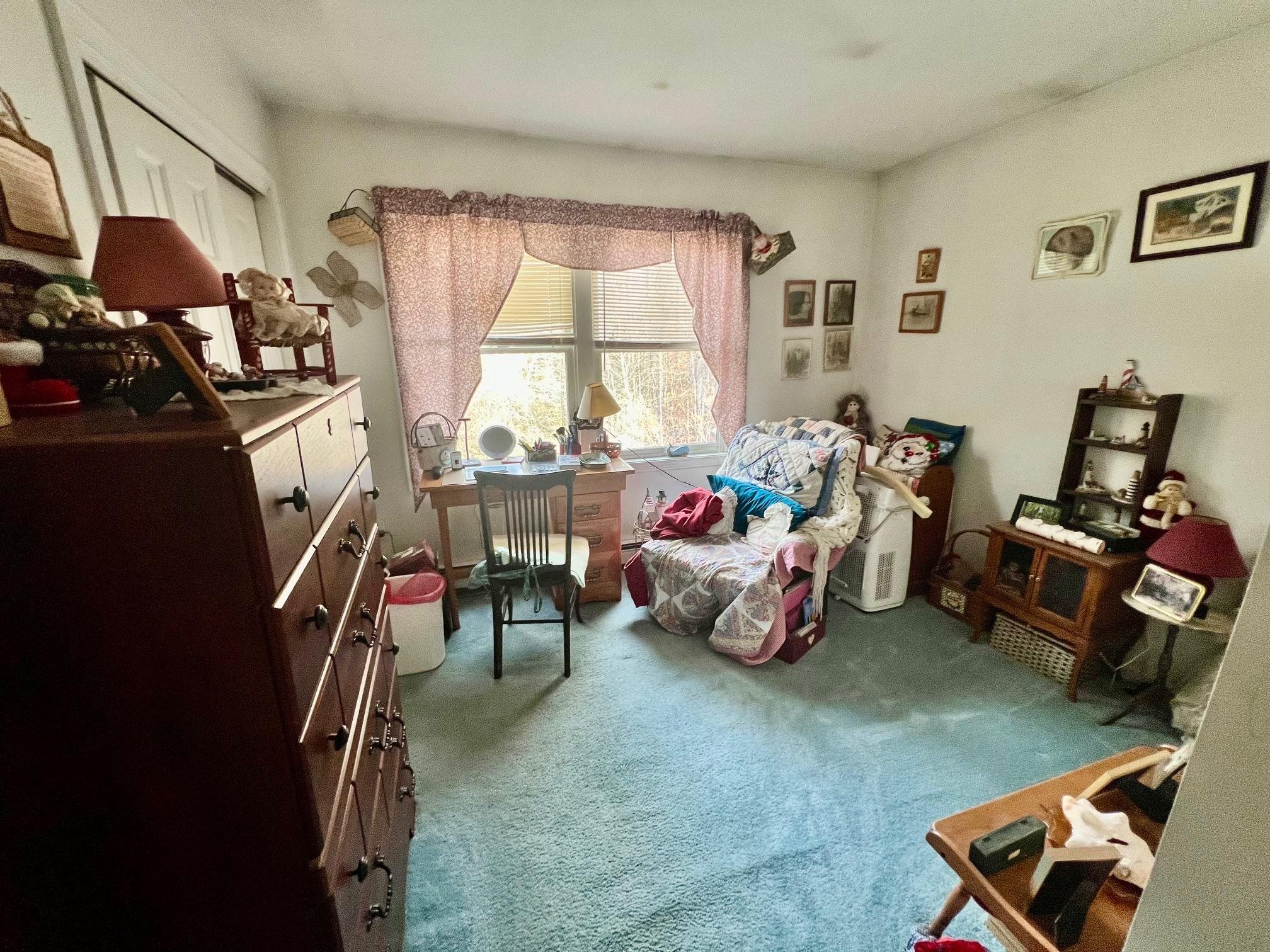 2nd Bedroom 24338071