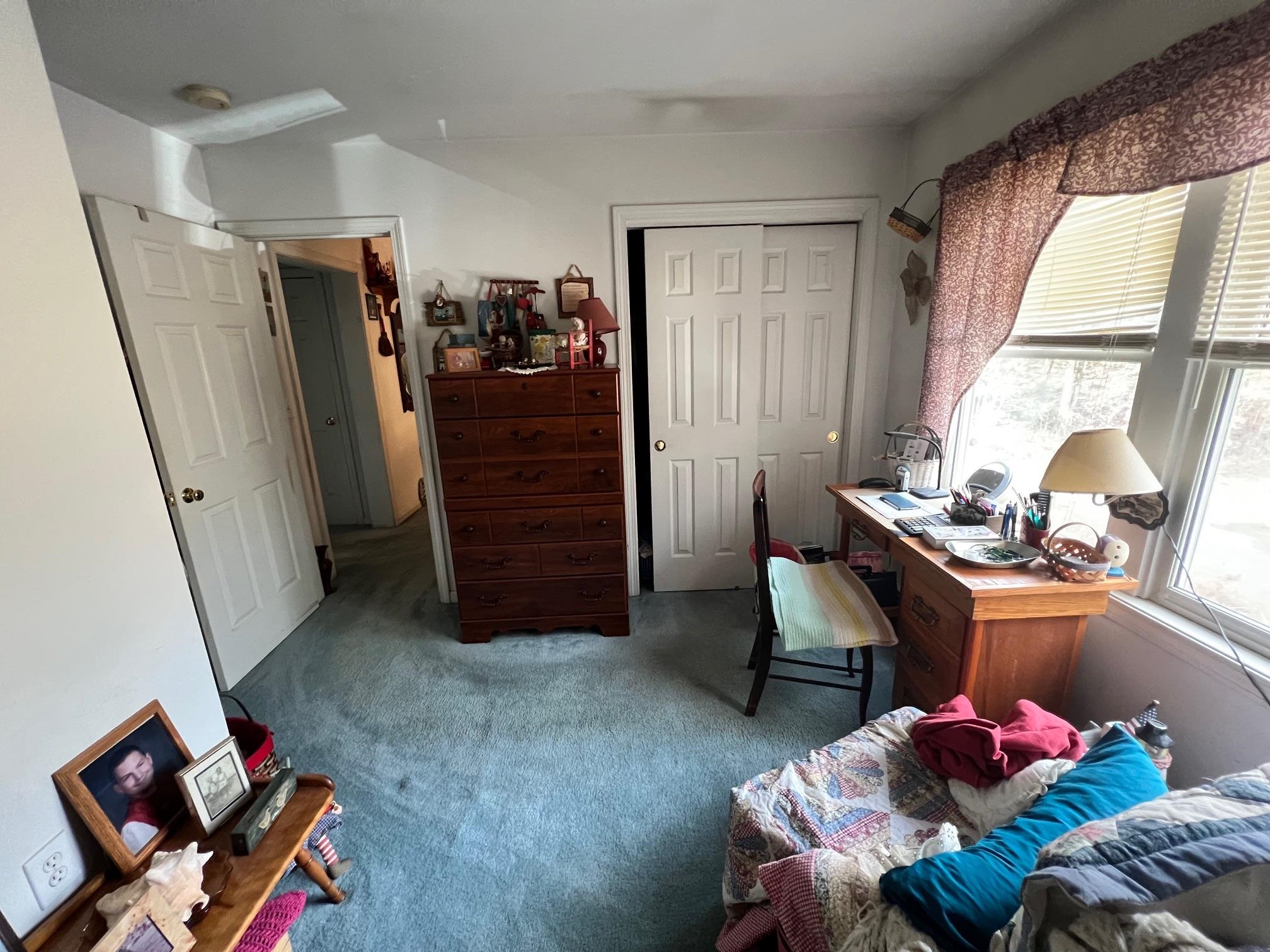 2nd Bedroom 24338069