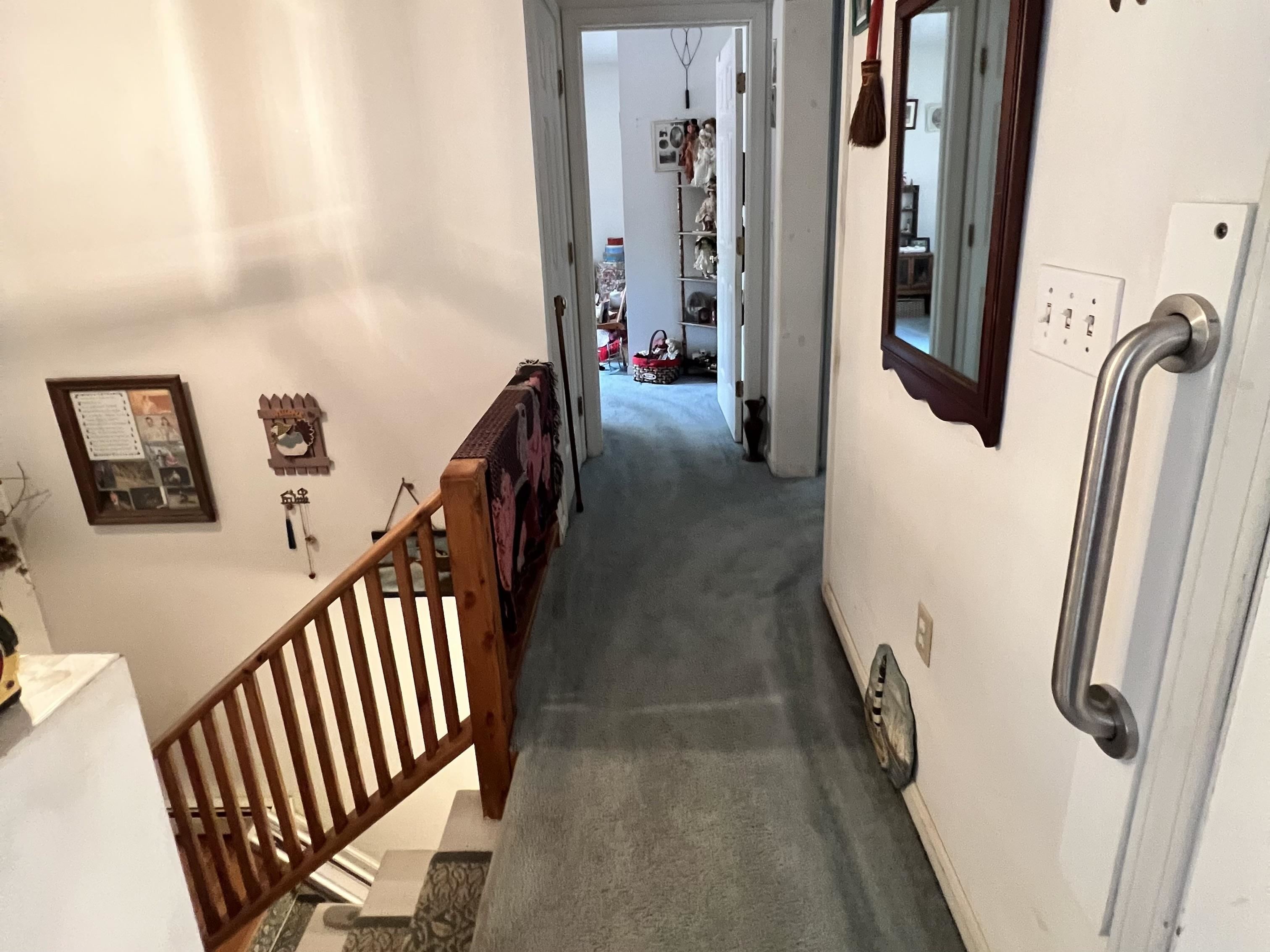 Main Hallway 24356343