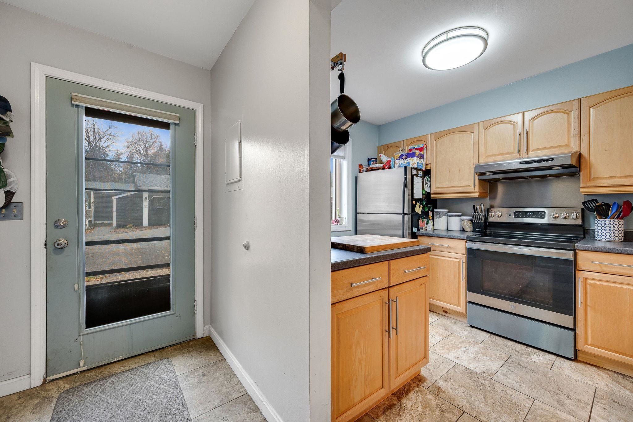 Homes for sale in South Burlington, VT | 107 Sugar Tree Ln, South Burlington, VT 05403 | MLS# 5067891