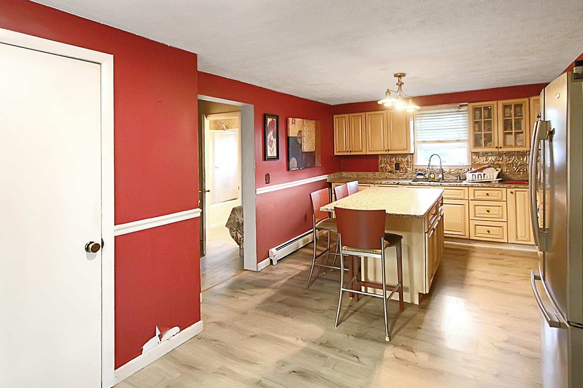 Homes for sale in Manchester, NH | 486 Granite St, Manchester, NH 03102 | MLS# 5067916