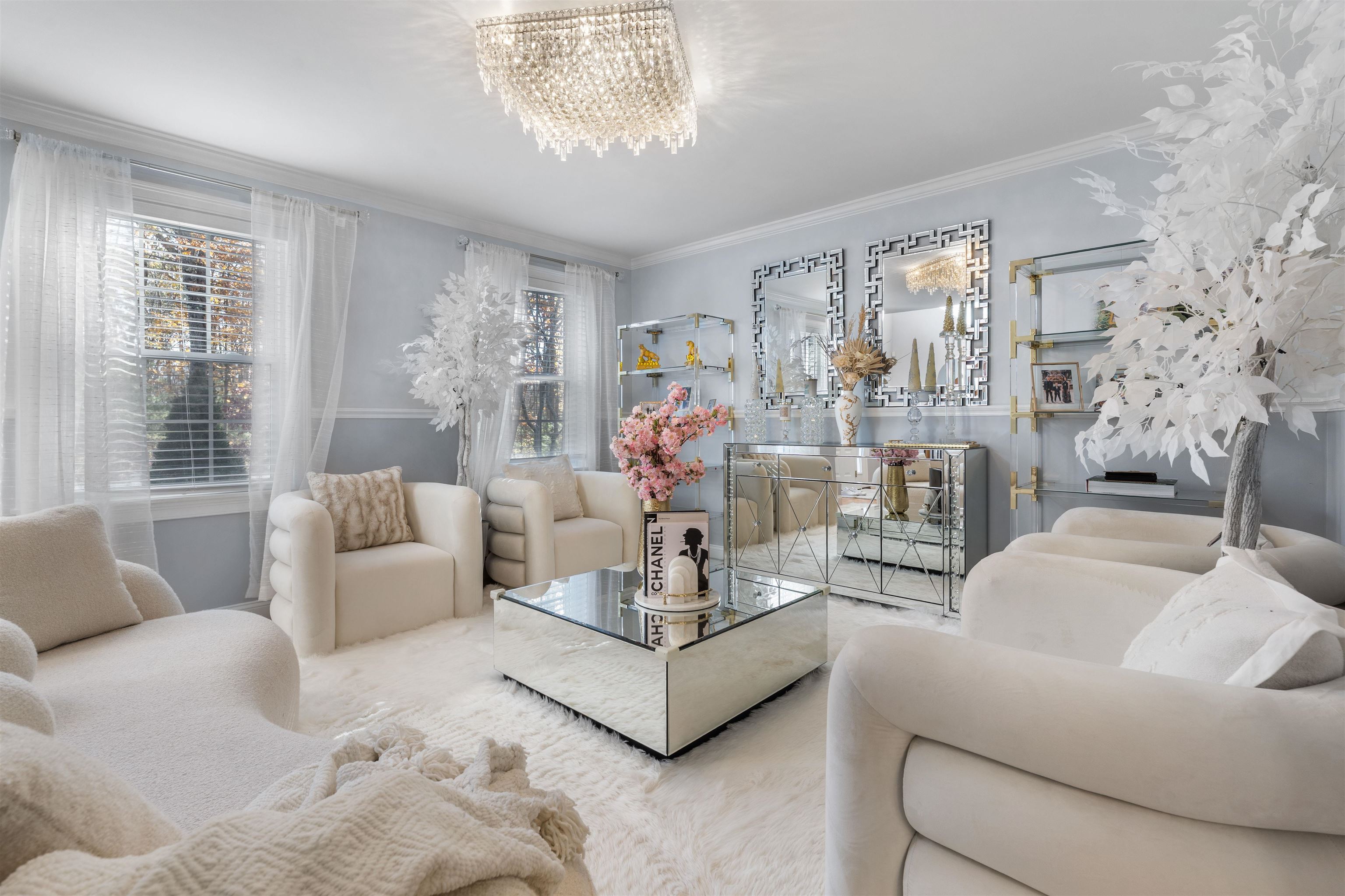 Homes for sale in Salem, NH | 10 Evelyn Rd, Salem, NH 03079 | MLS# 5068016