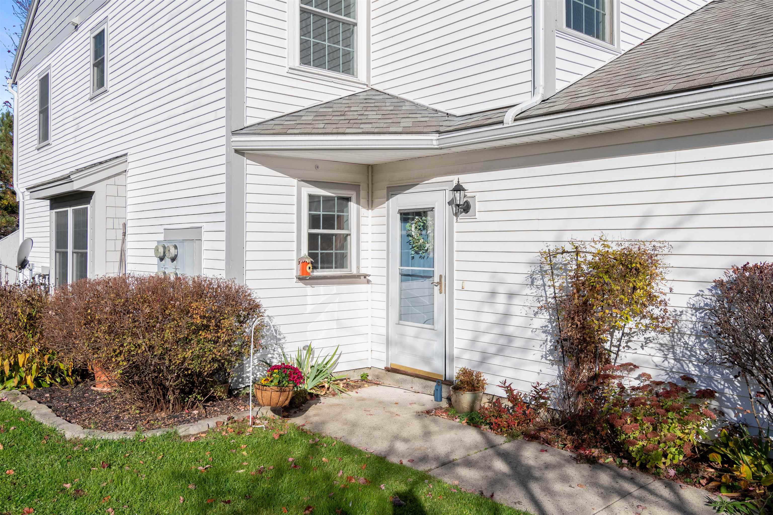 Homes for sale in Essex, VT | 102 Saybrook Rd, Essex, VT 05452 | MLS# 5068036