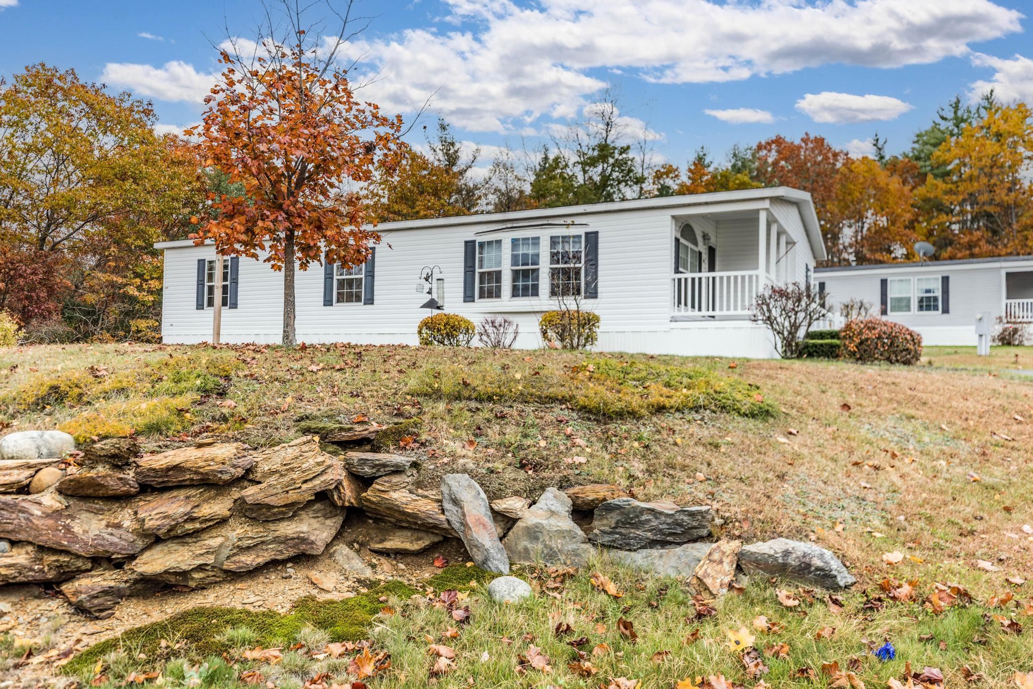 Homes for sale in Rochester, NH | 74 Seneca St, Rochester, NH 03867 | MLS# 5068057