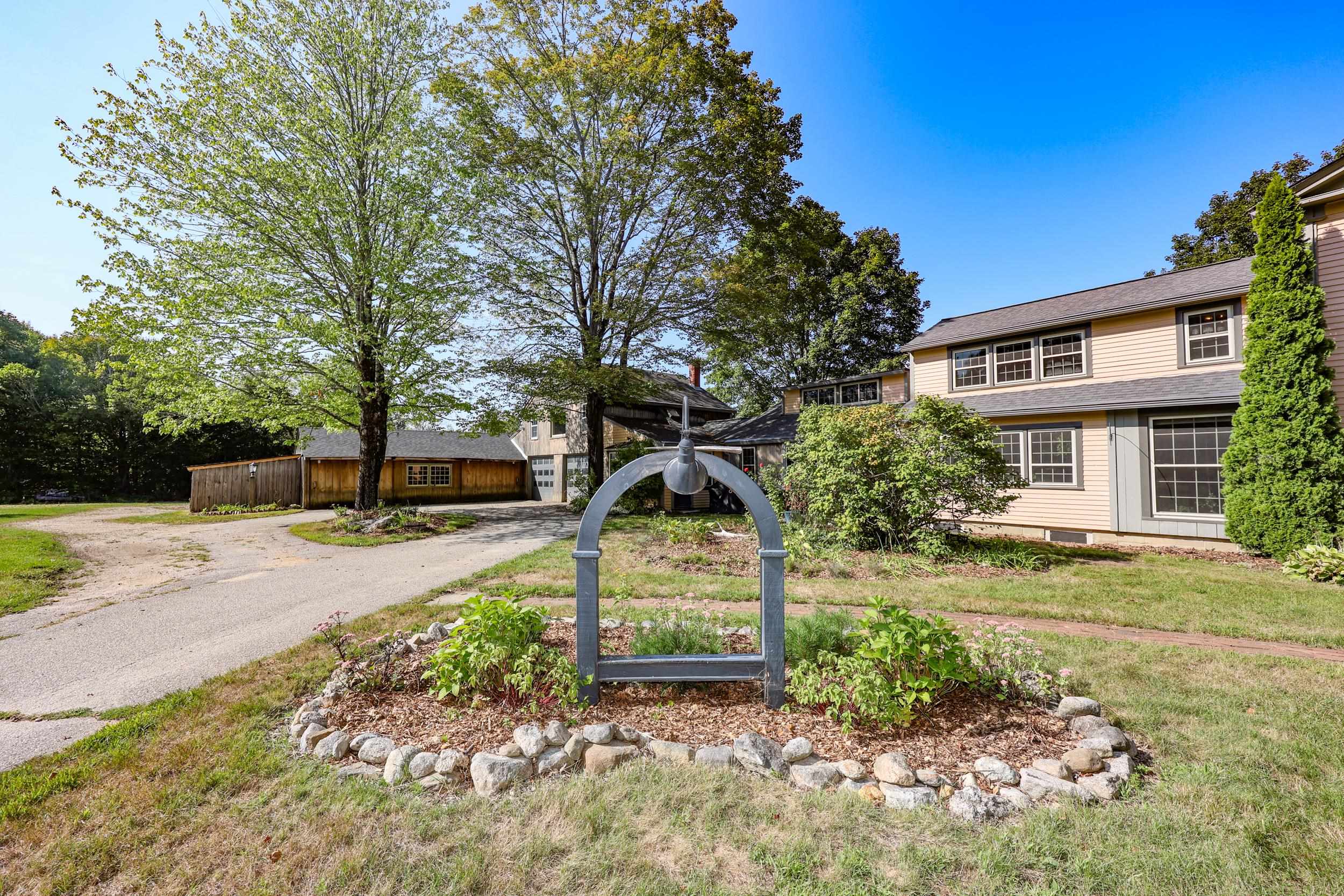 Homes for sale in Deerfield, NH | 67 Candia Rd, Deerfield, NH 03033 | MLS# 5068099