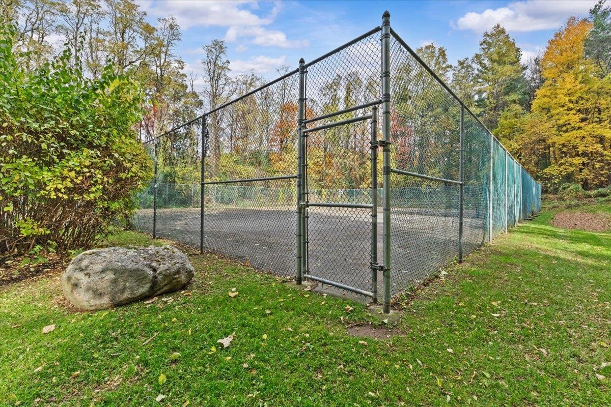 Homes for sale in Shelburne, VT | 413 Locust Hl #4, Shelburne, VT 05482 | MLS# 5068112