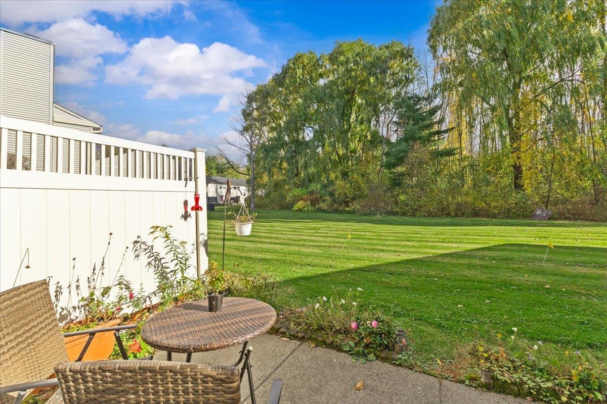 Homes for sale in Shelburne, VT | 413 Locust Hl #4, Shelburne, VT 05482 | MLS# 5068112