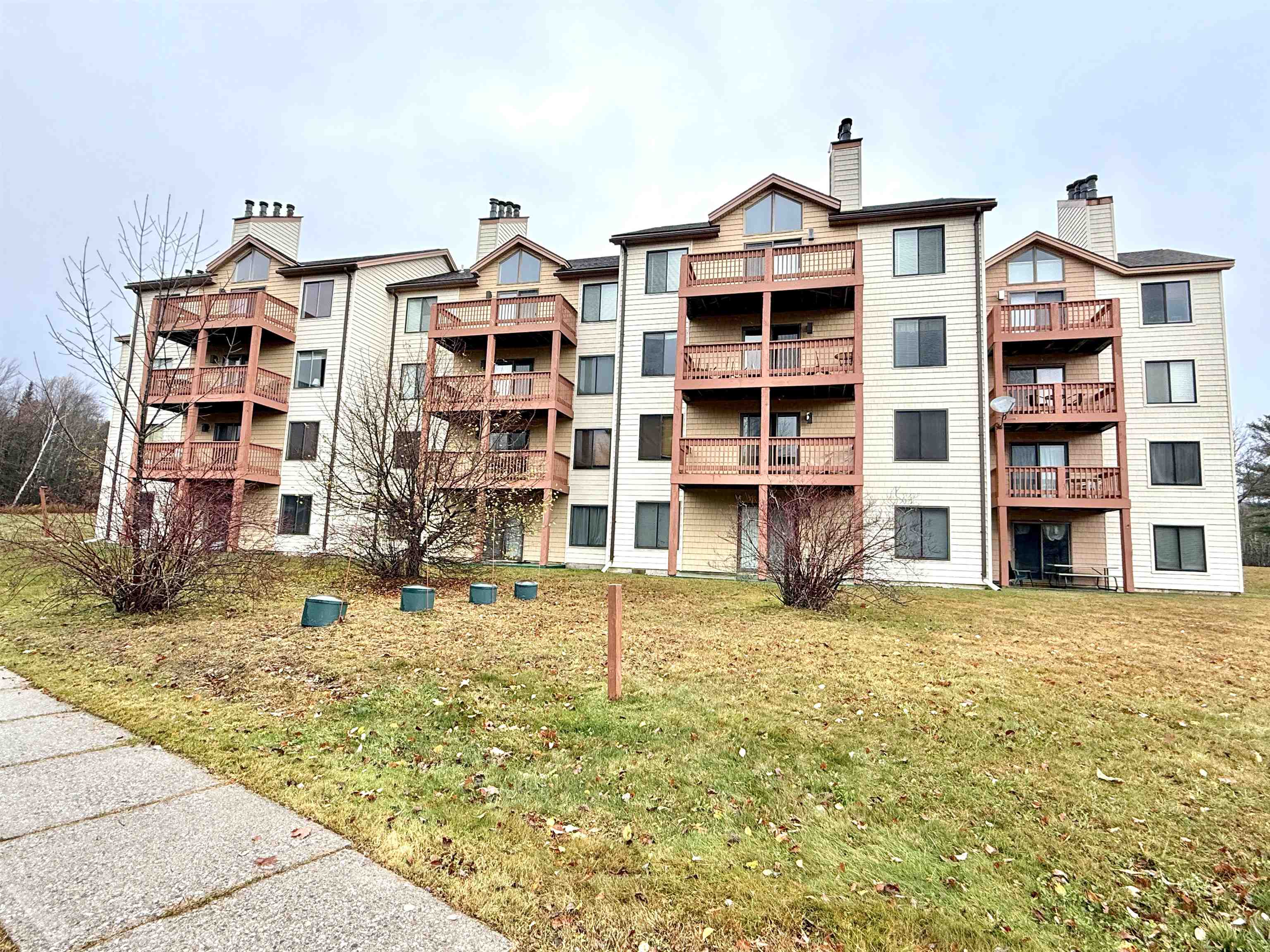 Homes for sale in Dover, VT | 15D Mountain Vlg #234, Dover, VT 05356 | MLS# 5068148