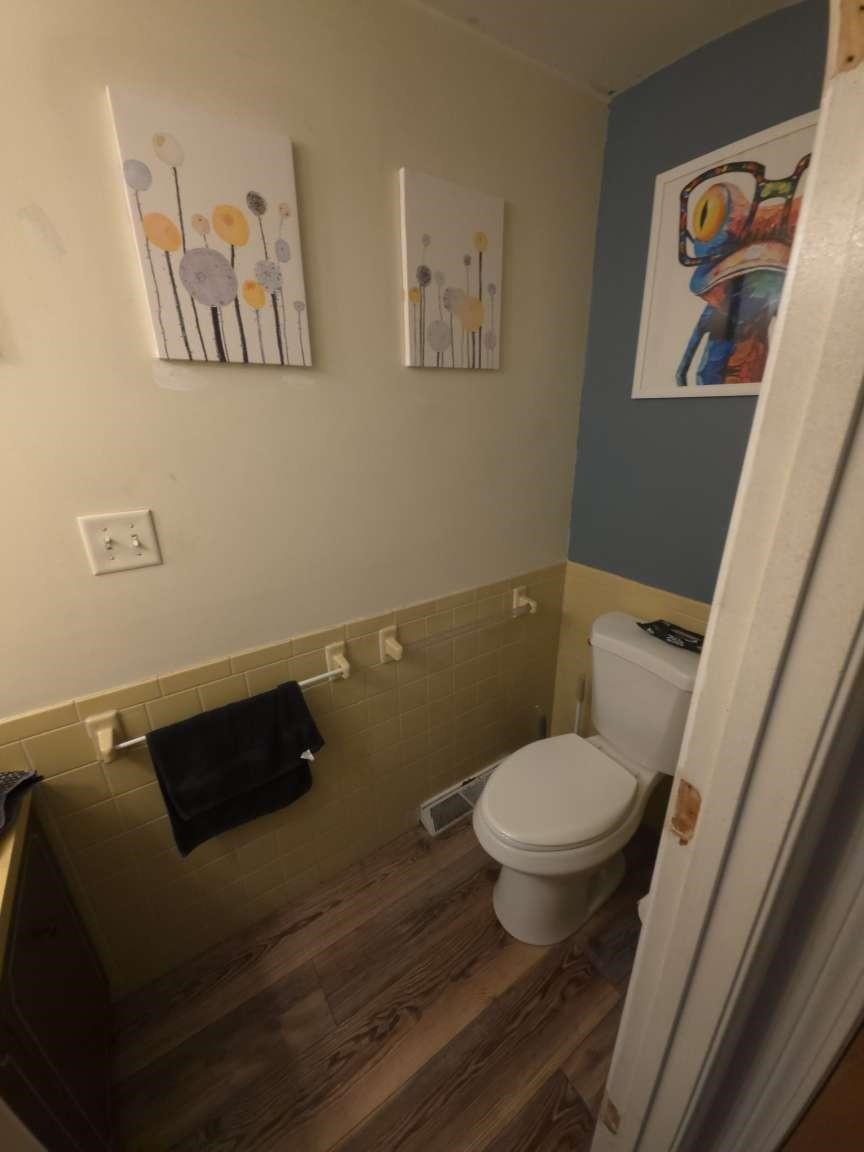 Homes for sale in Manchester, NH | 116 Roysan St, Manchester, NH 03103 | MLS# 5068167