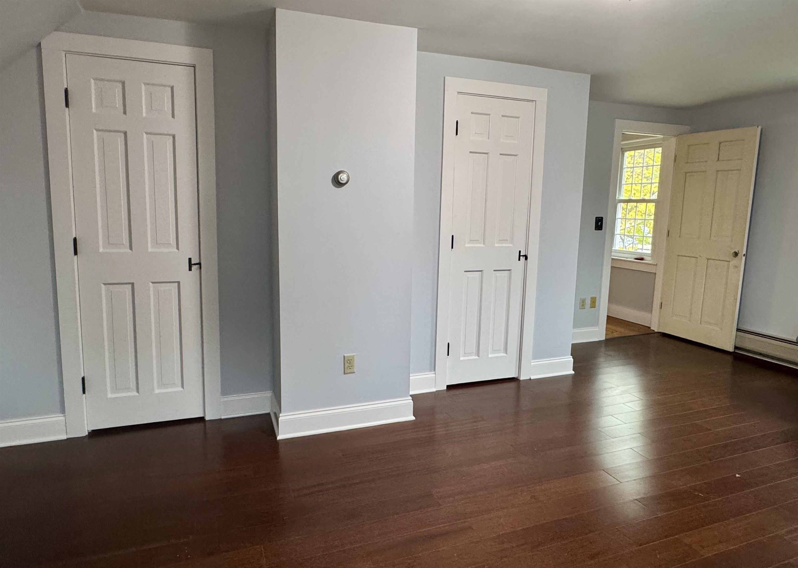 Bedroom 2 - Second Floor 24375362