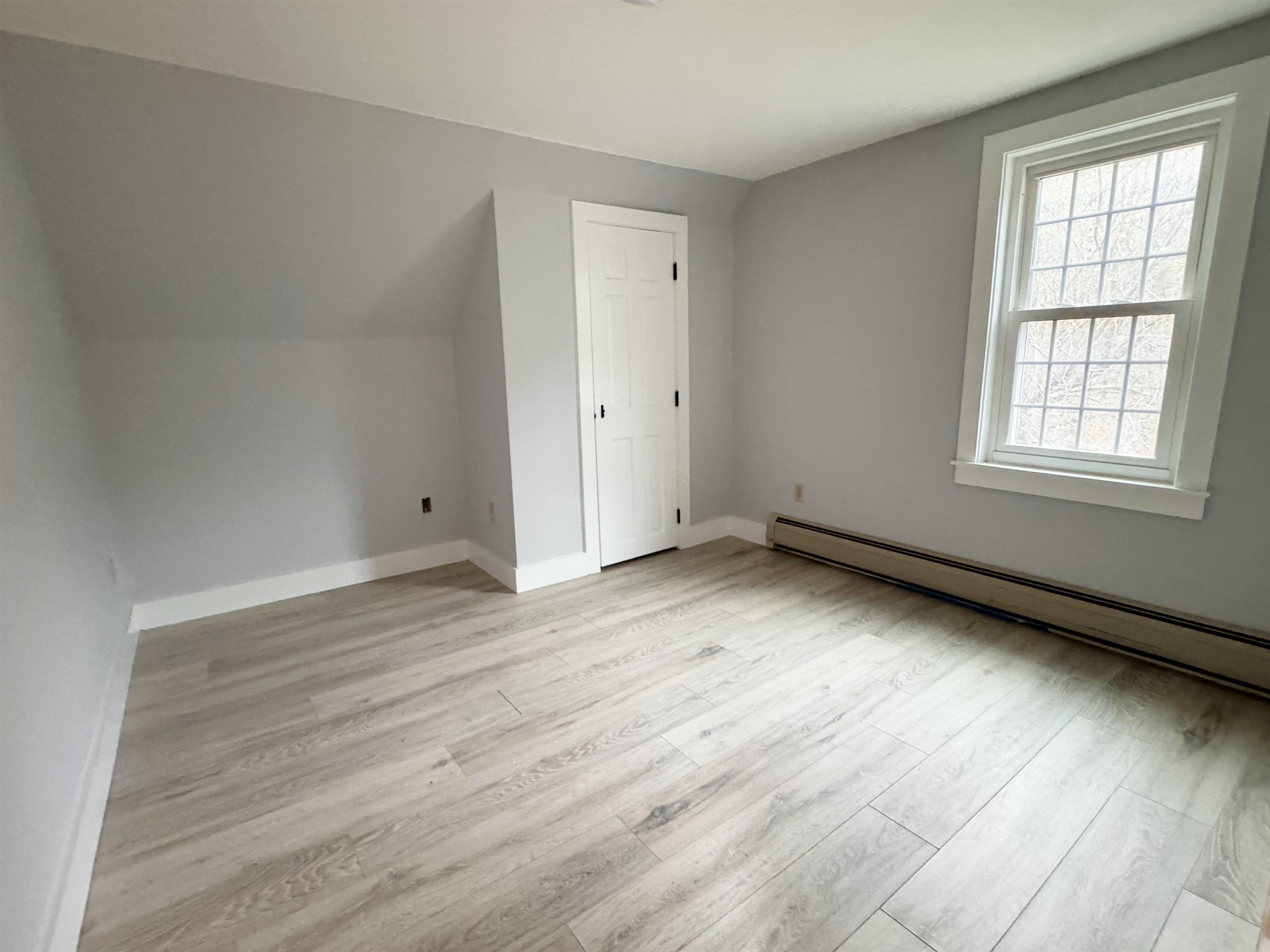 Bedroom 3 - Second Floor 24375364