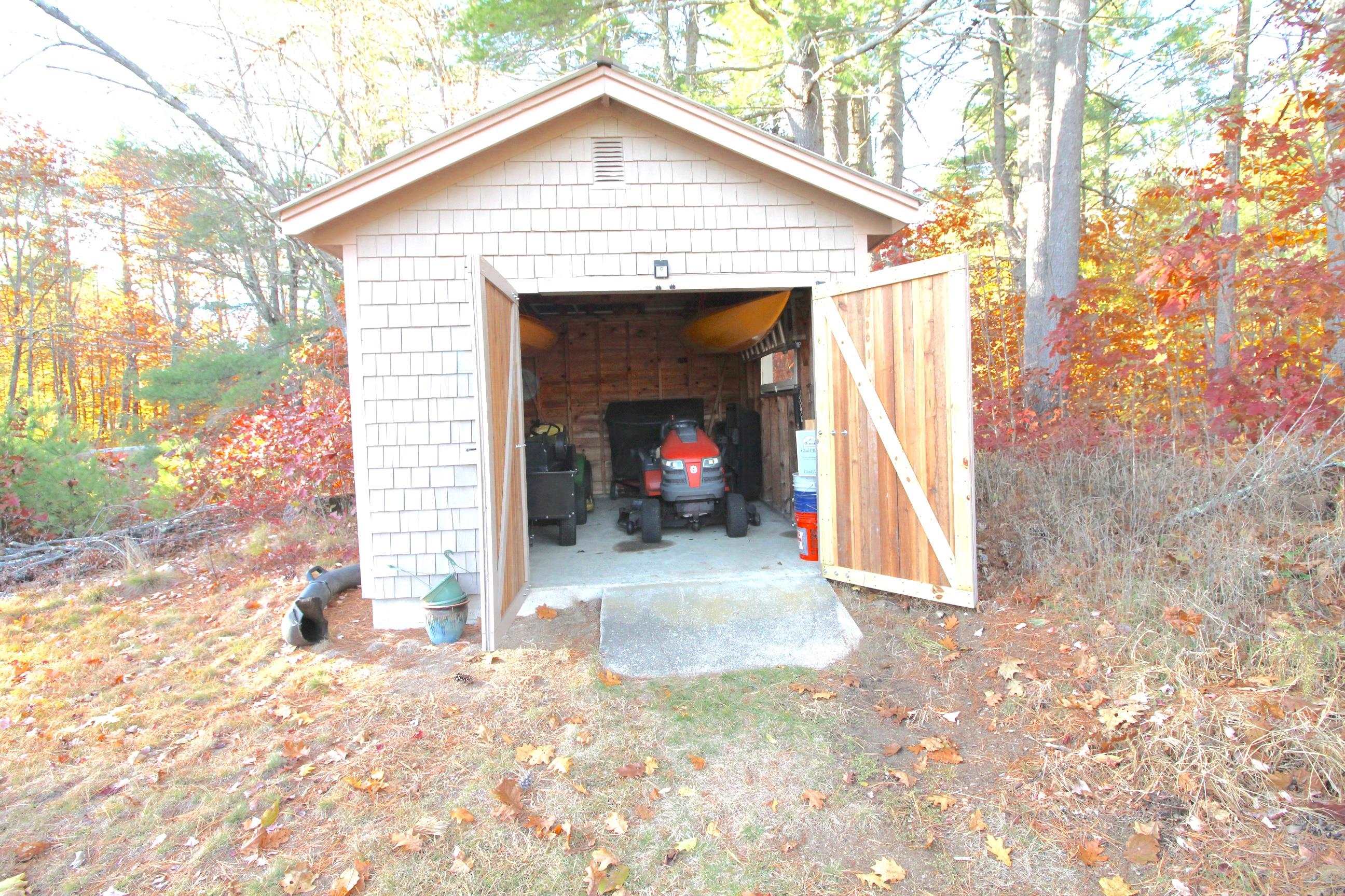 OUTBUILDING / SHED