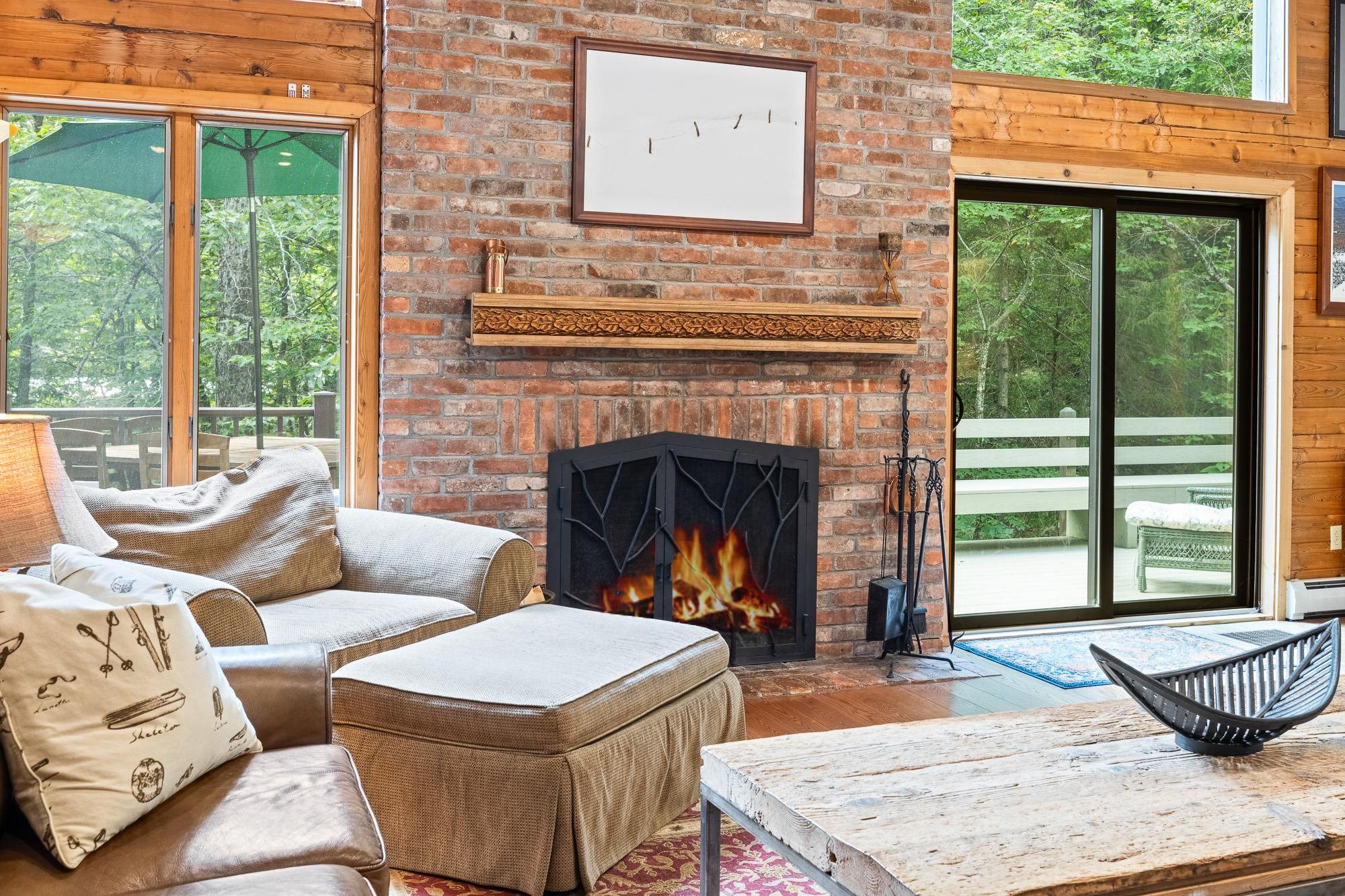 Homes for sale in Winhall, VT | 19 Roundtree Rd, Winhall, VT 05340 | MLS# 5068231