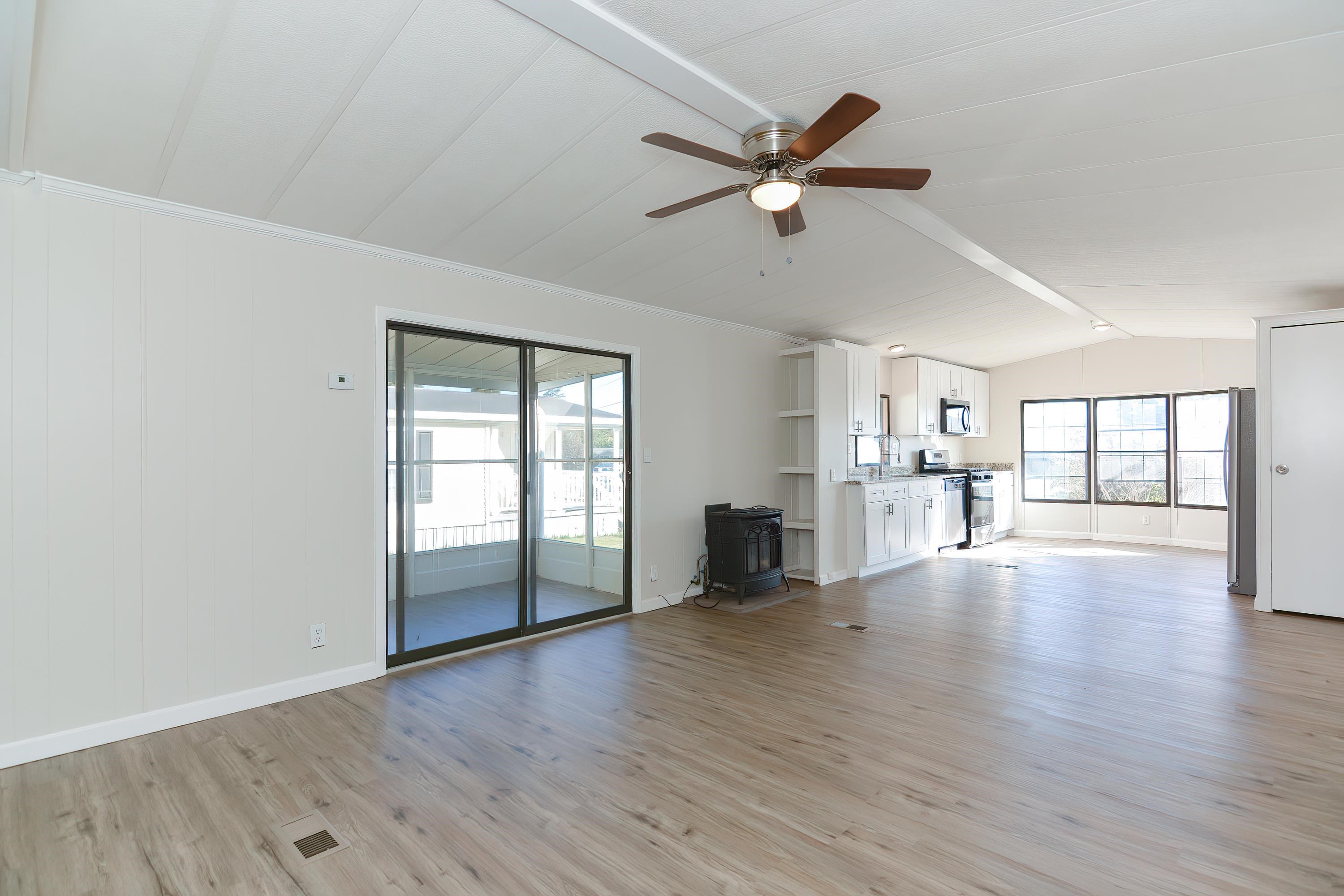 Homes for sale in Epping, NH | 290 Calef Hwy #A6, Epping, NH 03042 | MLS# 5068248