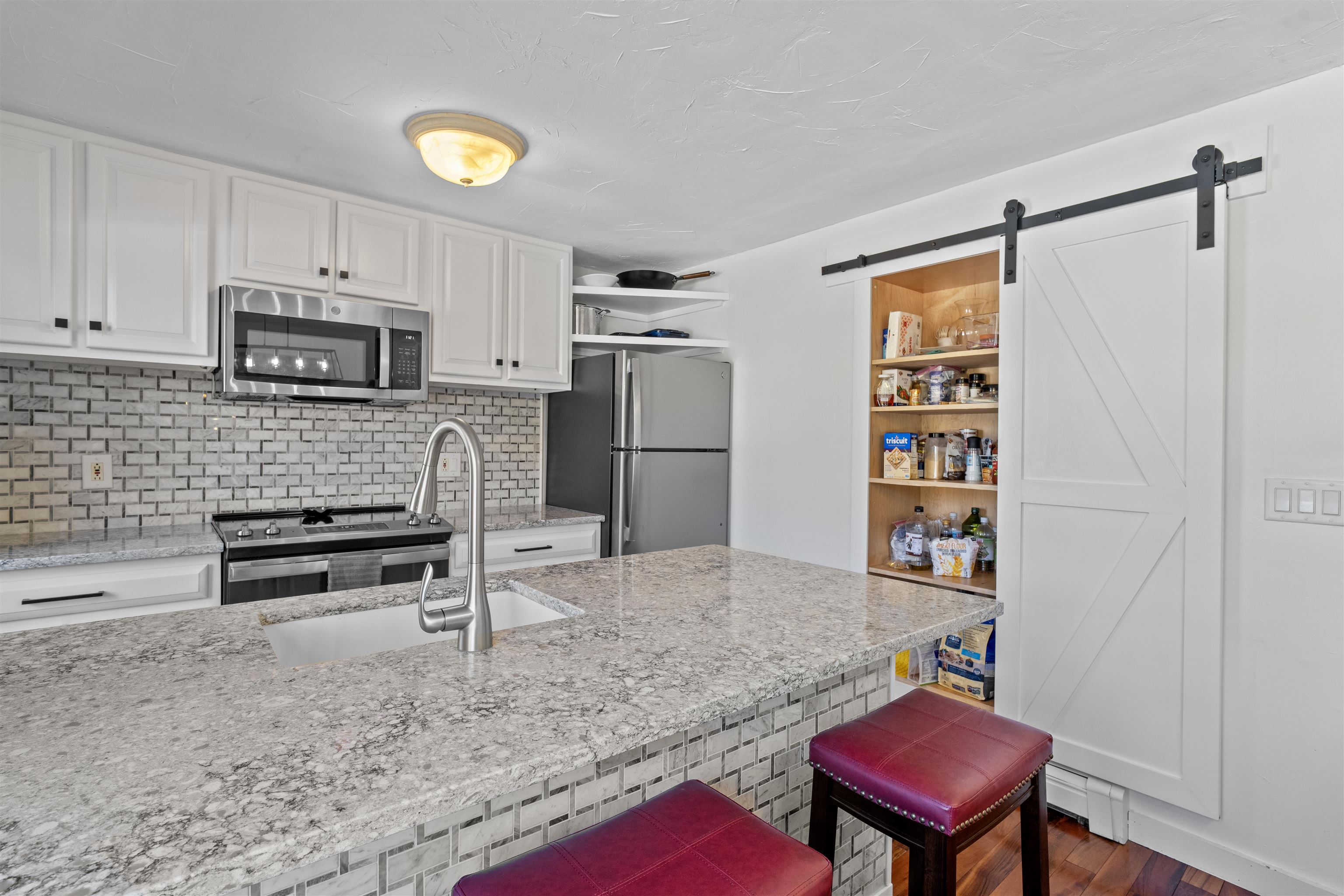 Homes for sale in Newmarket, NH | 13 Moonlight Dr, Newmarket, NH 03857 | MLS# 5068325