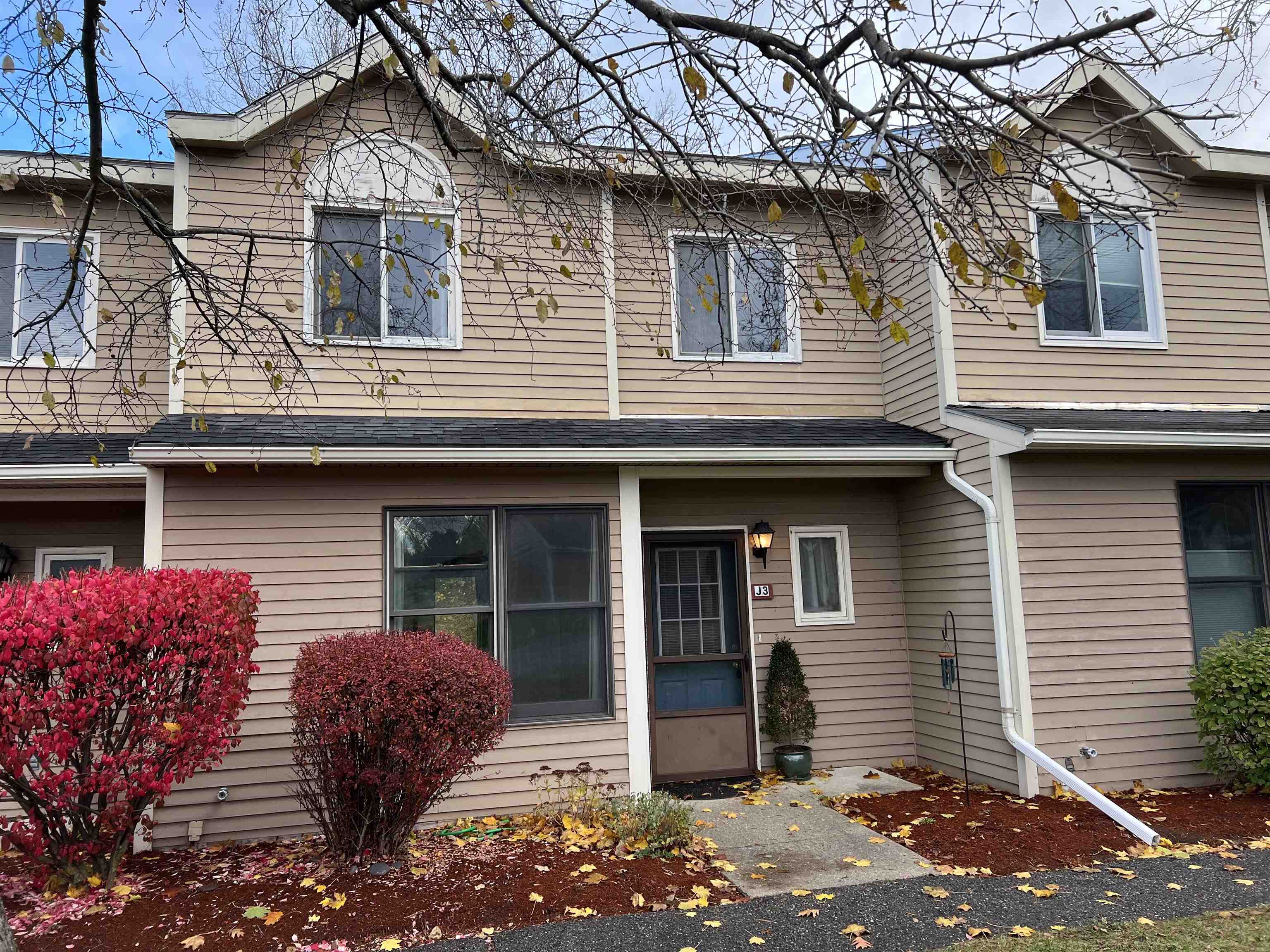 Homes for sale in South Burlington, VT | J3 Stonehedge Dr, South Burlington, VT 05403 | MLS# 5068389